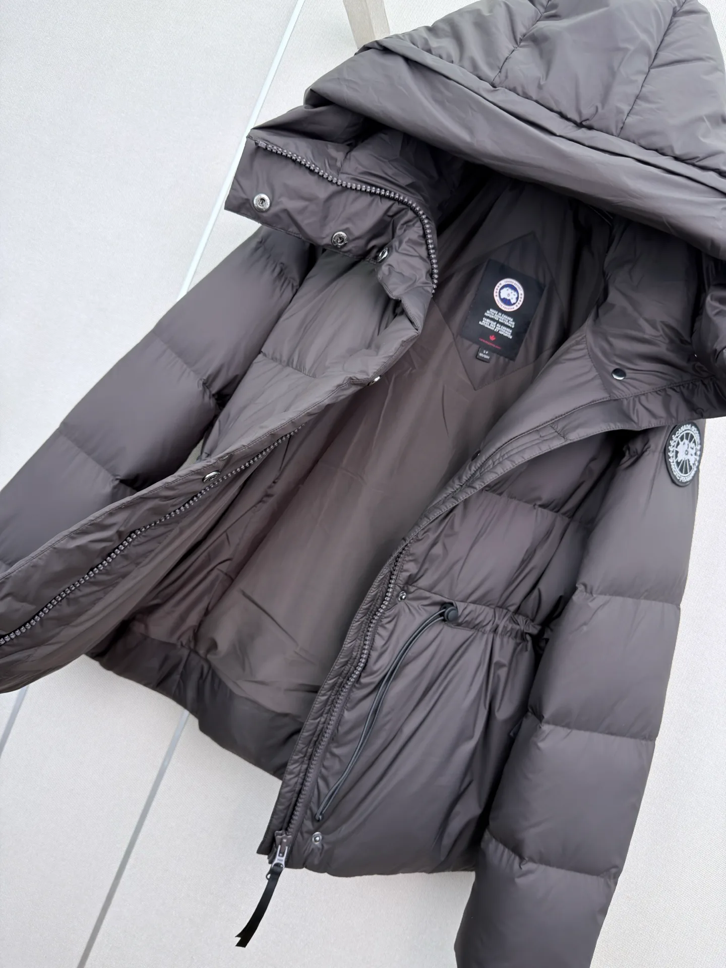 Куртки И Пуховики Женские Canada Goose 18600940