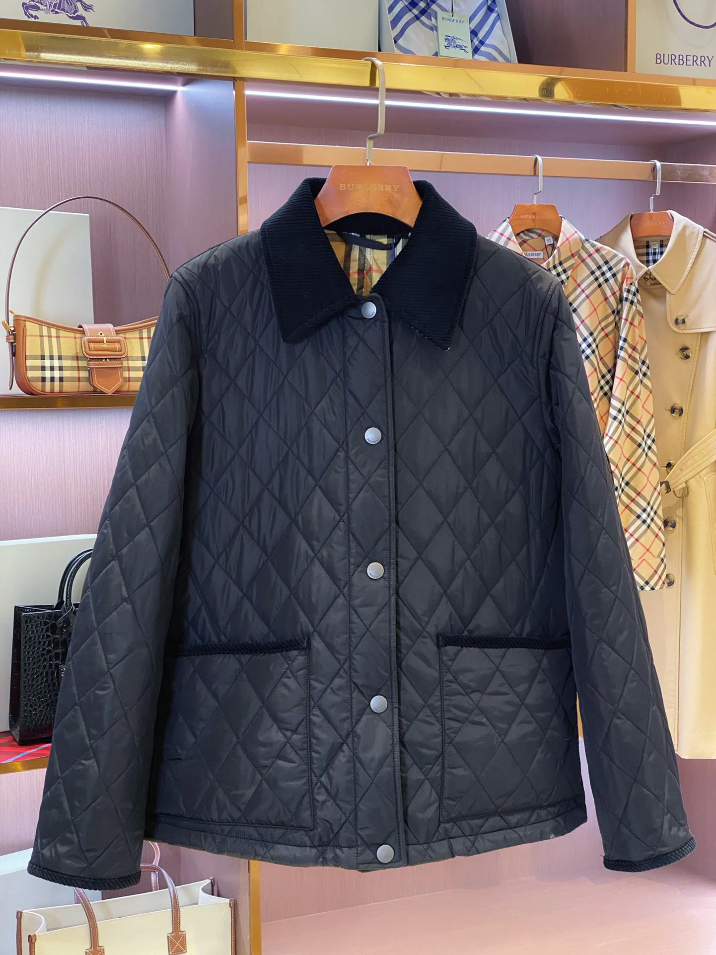 Куртки И Пуховики Женские Burberry 18140707