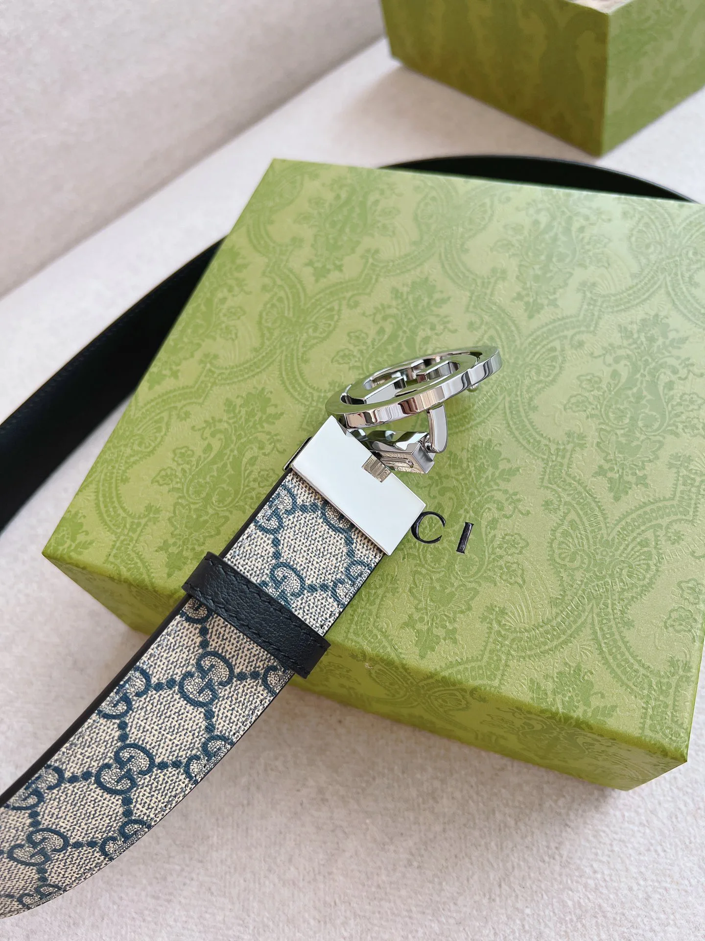 Ремни Gucci 10454545