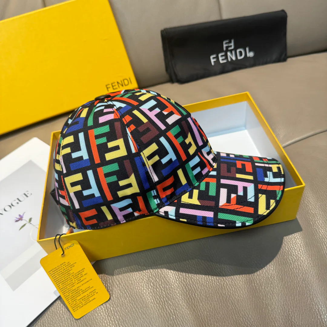 Головные Уборы Fendi 11055593