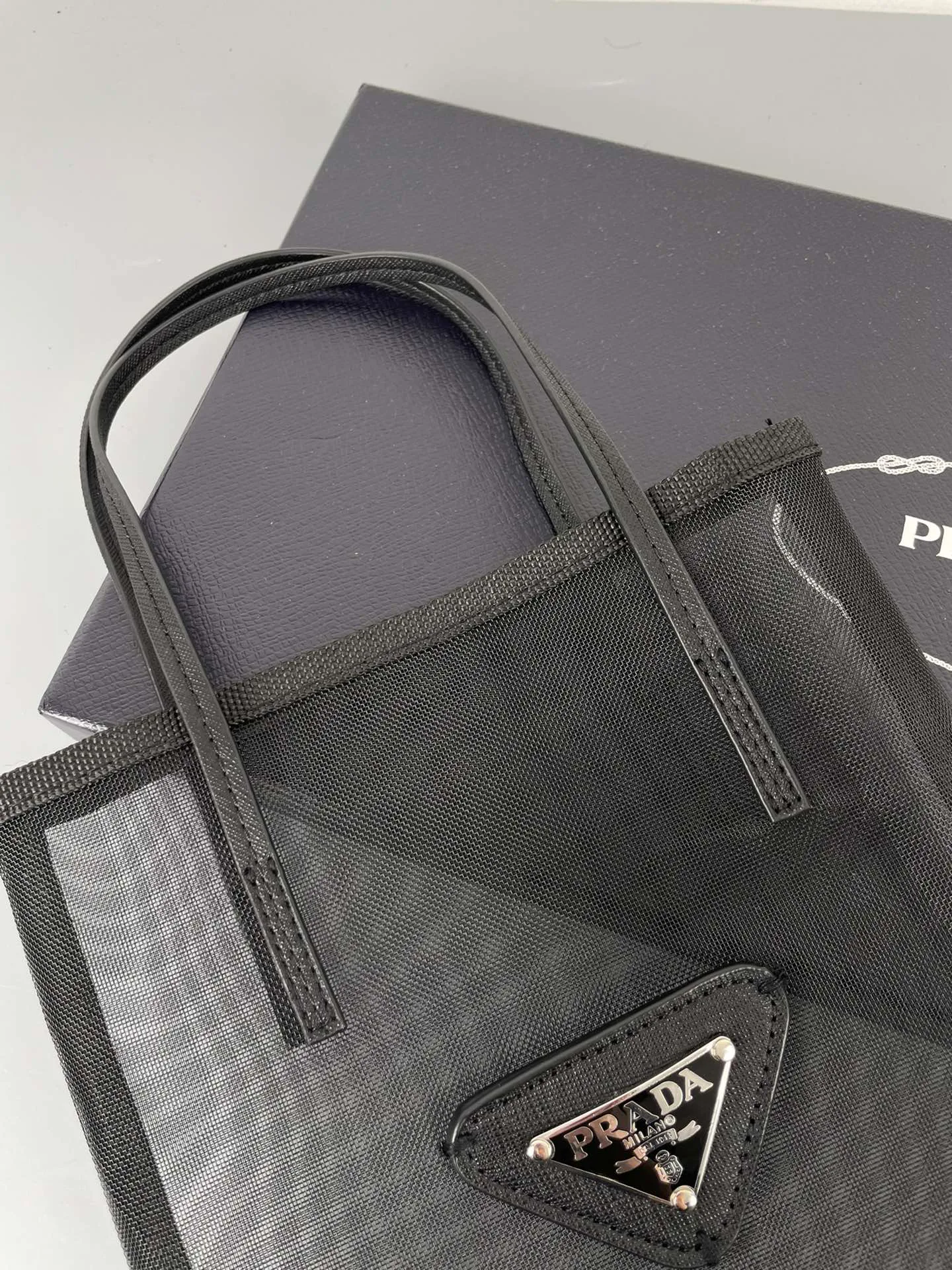 Классические Сумки Женские Prada 24773