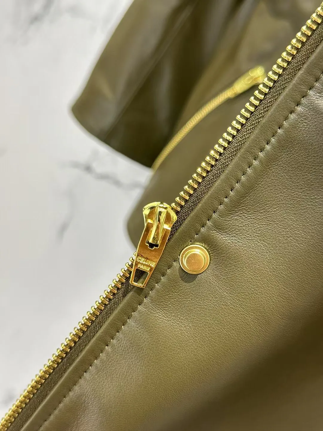 Кожаные Куртки И Дублёнки Женские Celine 11868466