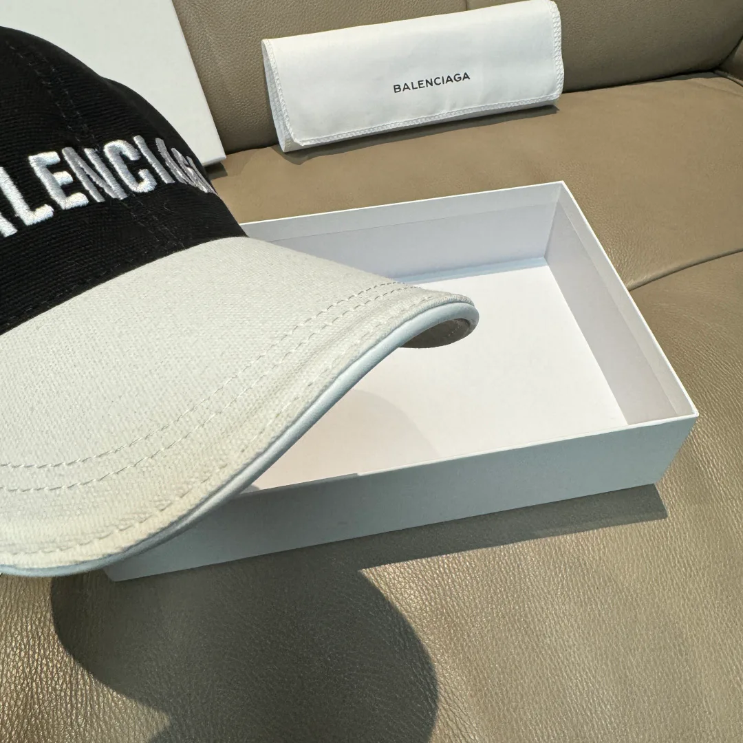 Головные Уборы Balenciaga 17515246