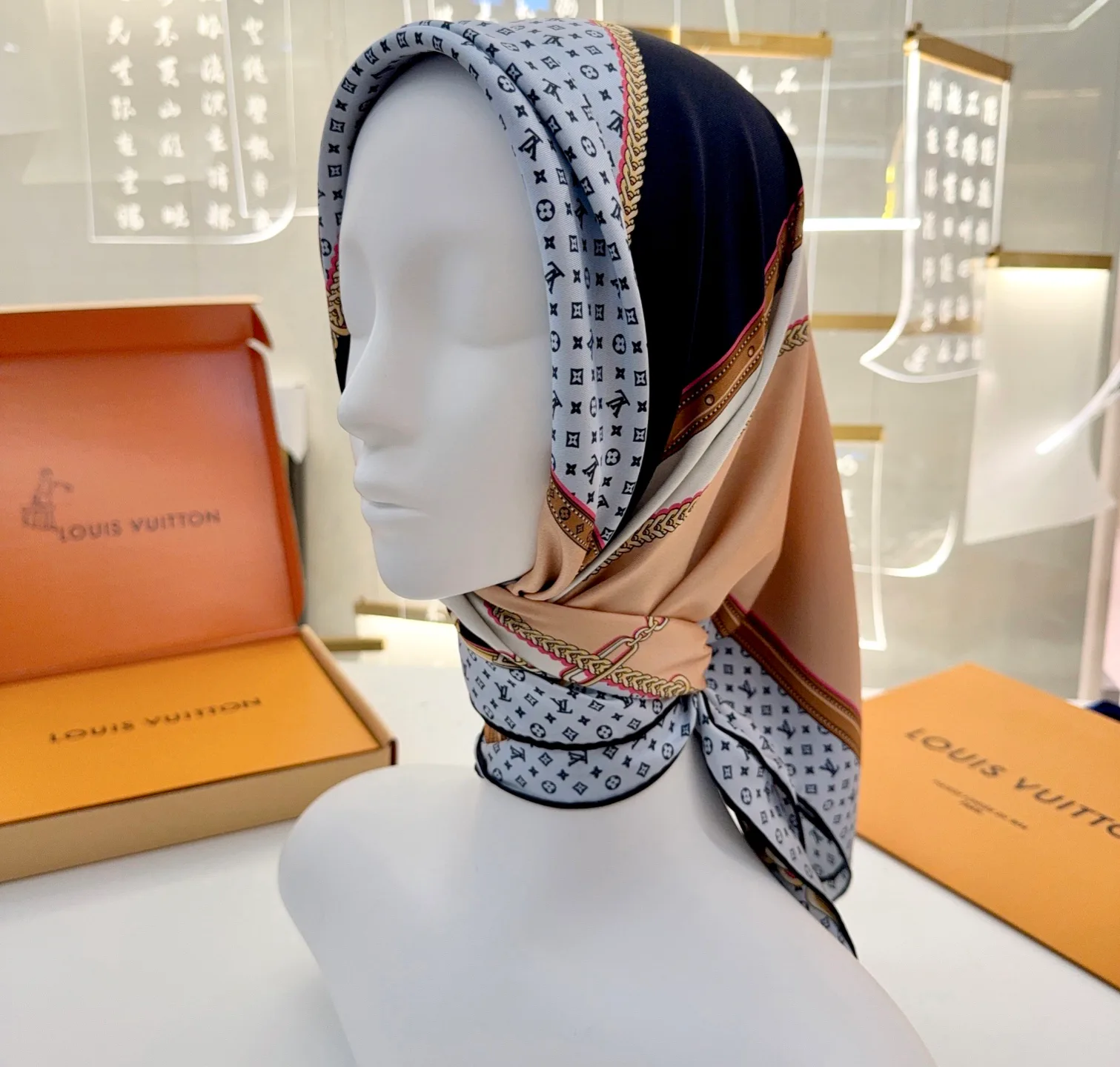 Шарфы Louis Vuitton 30449