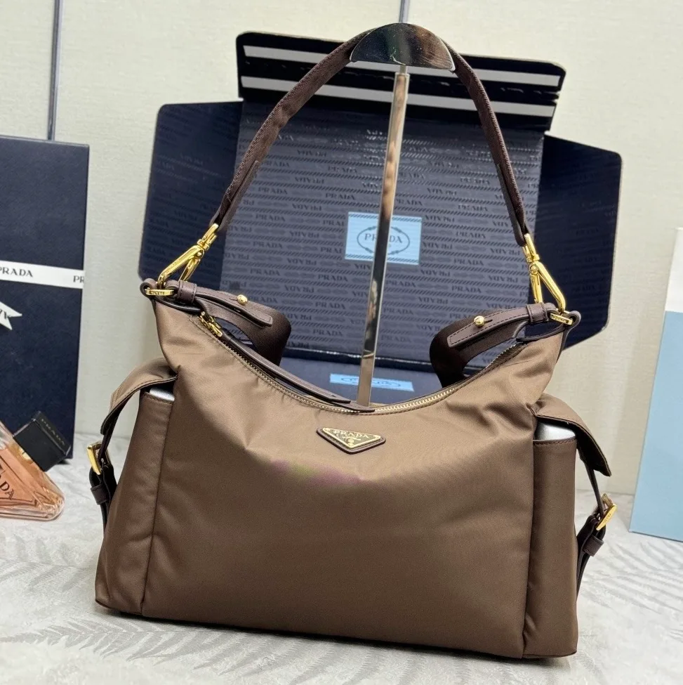 Сумки На Ремне Женские Prada 12583852