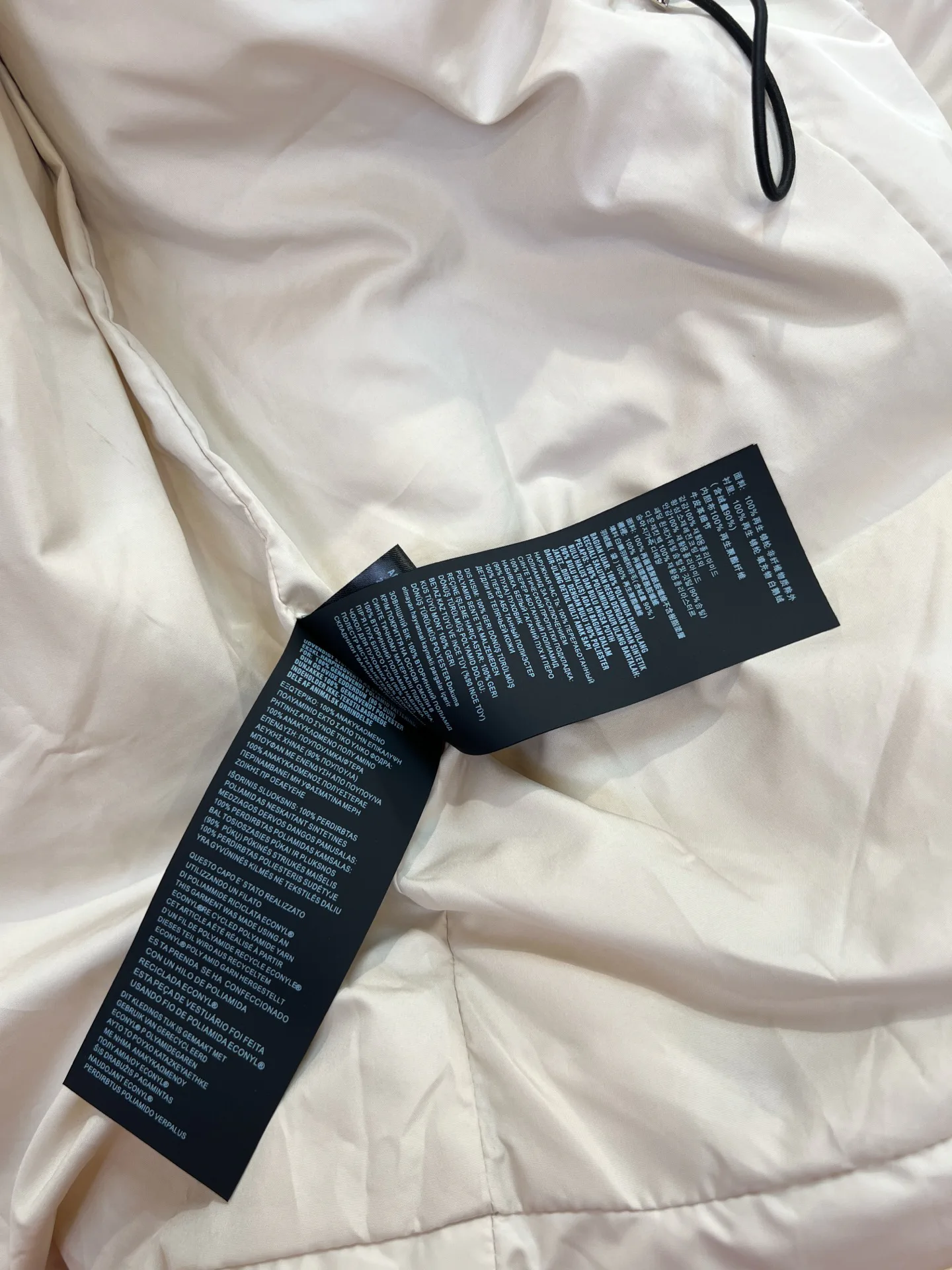 Куртки И Пуховики Женские Prada 18279533