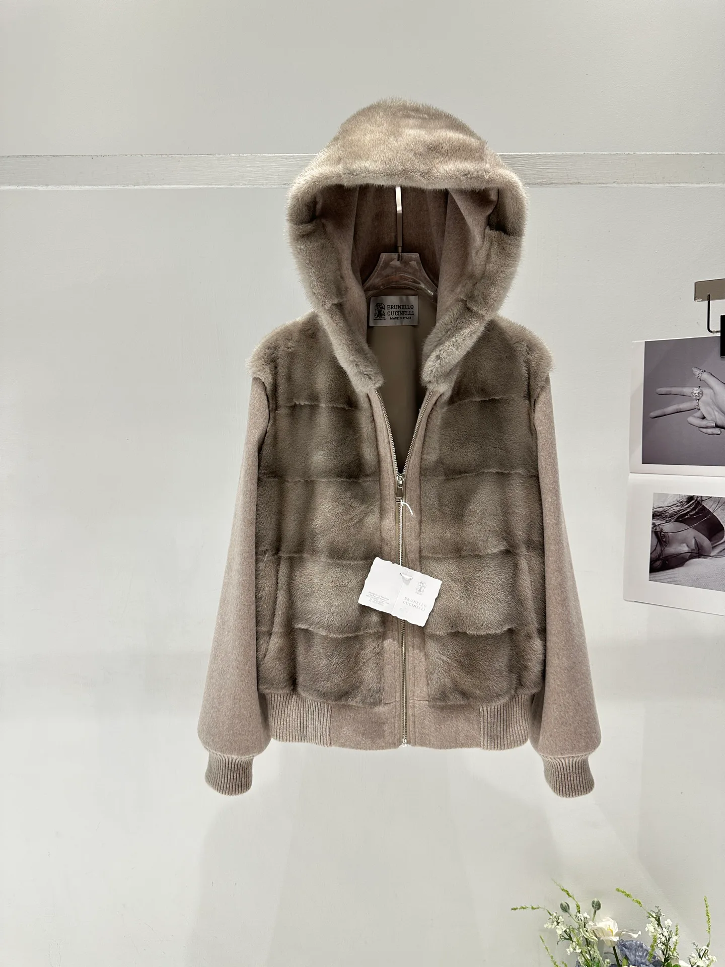 Куртки И Пуховики Женские Brunello Cucinelli 19596213
