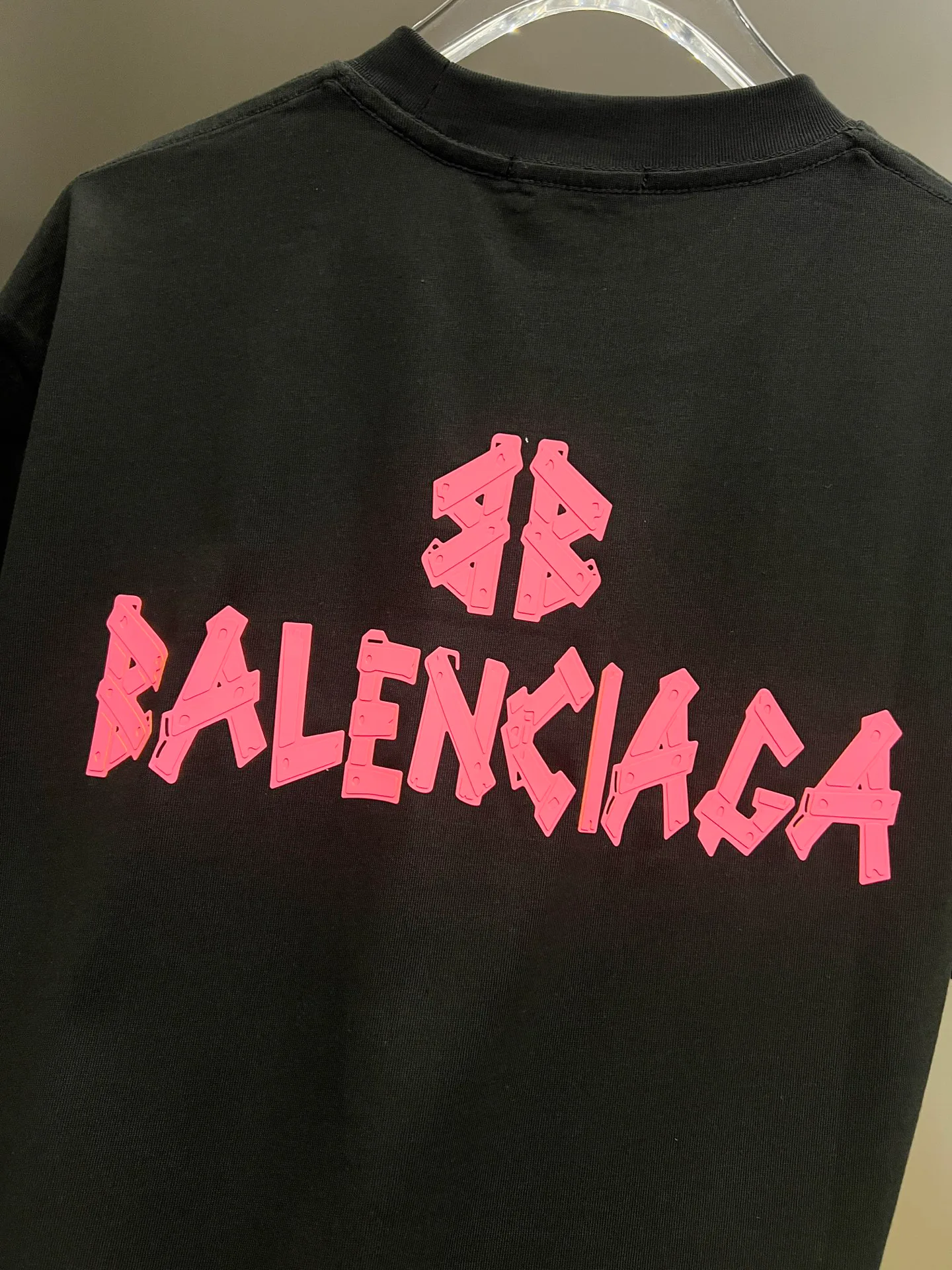 Футболки Женские Balenciaga 12698170