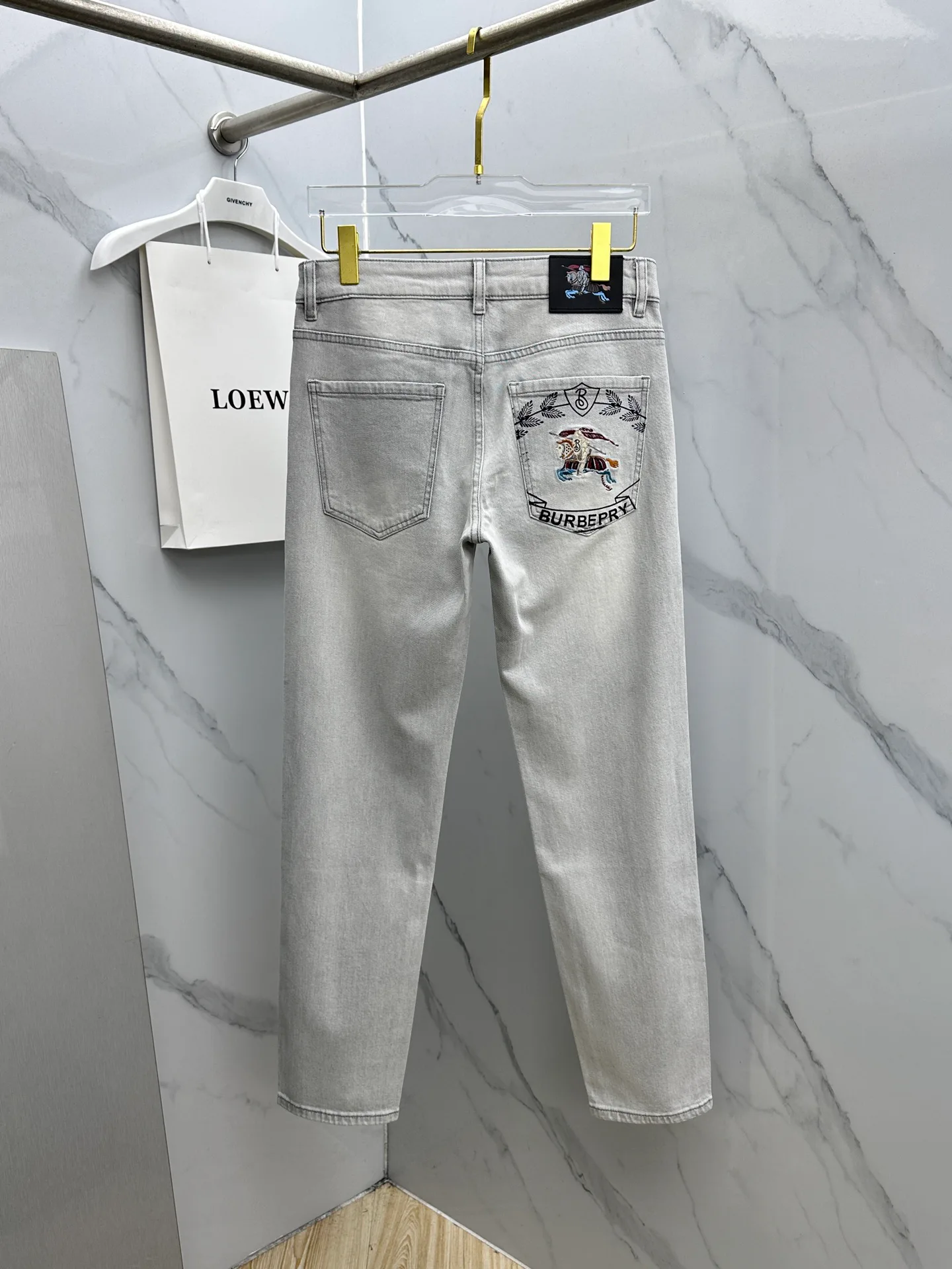 Джинсы Мужские Burberry 13206503
