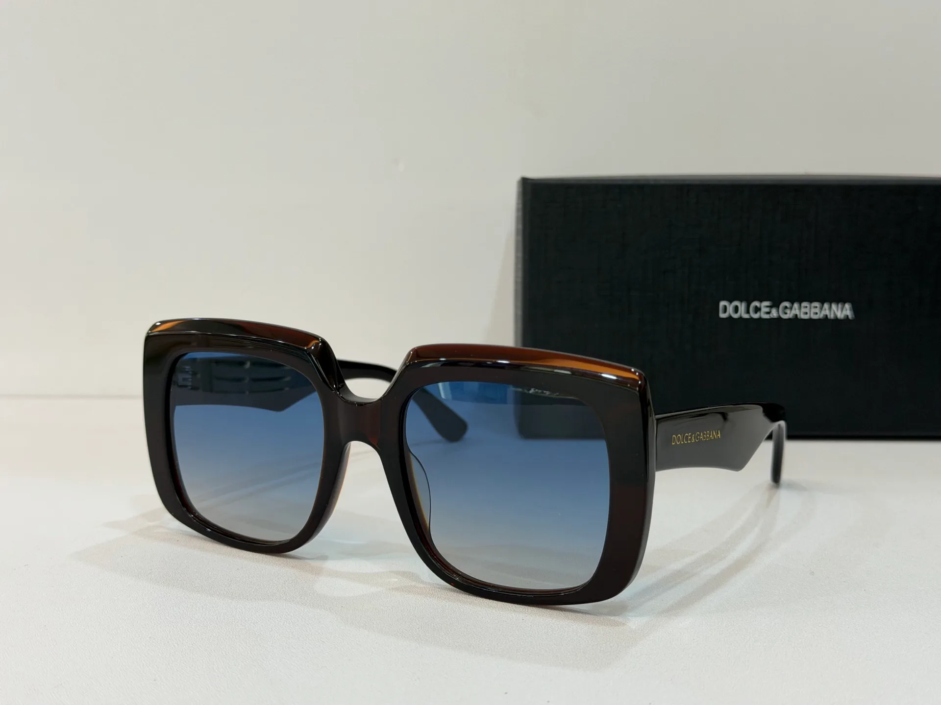 Очки Dolce & Gabbana 14321652