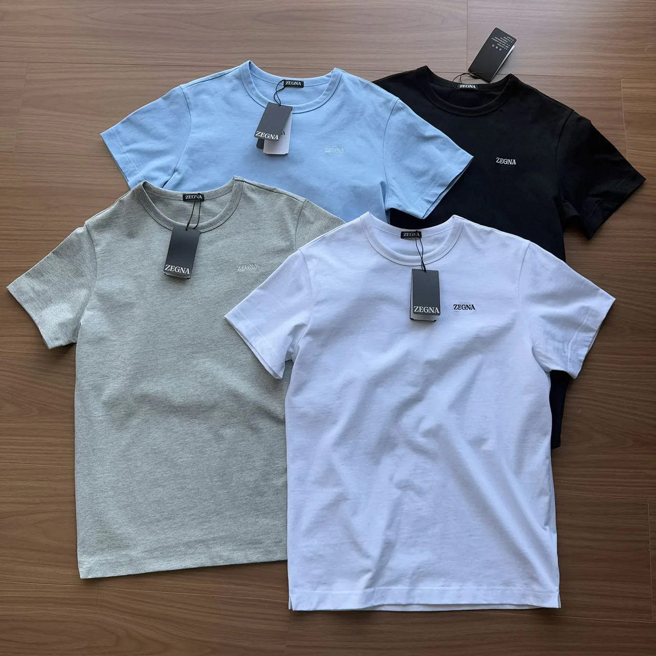 Футболки Женские Zegna 7094