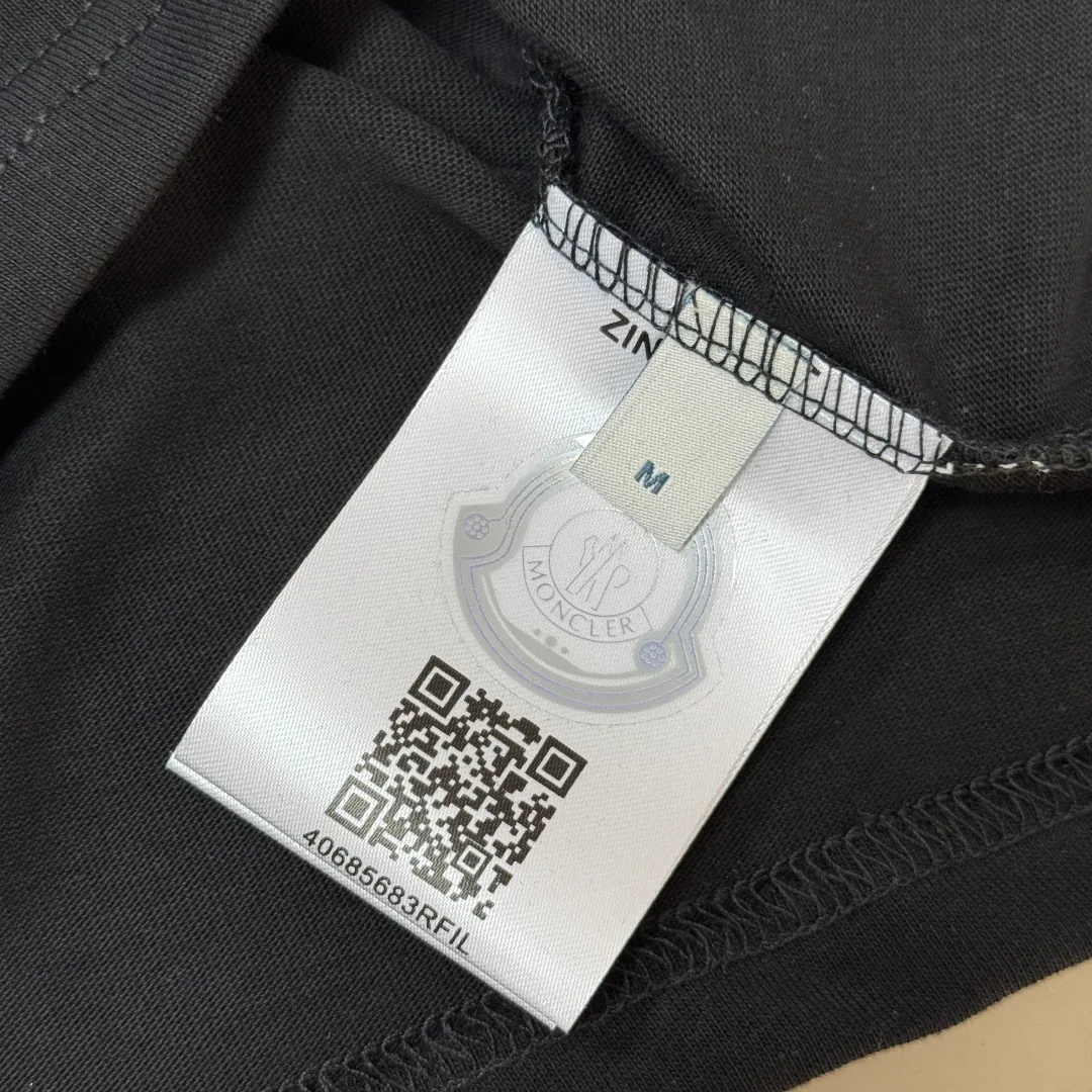 Футболки Женские Moncler 10201157