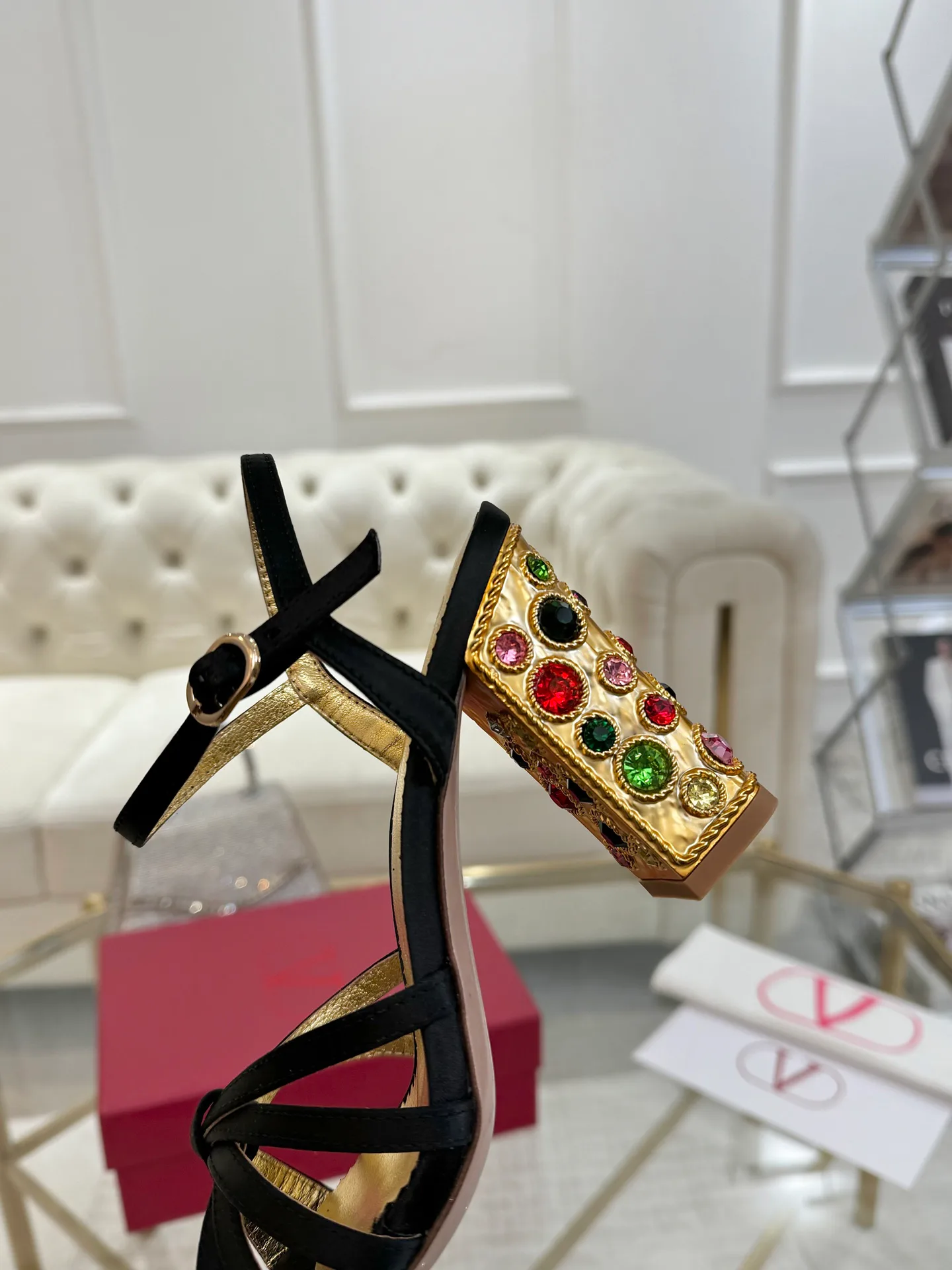 Босоножки Женские Valentino 35948