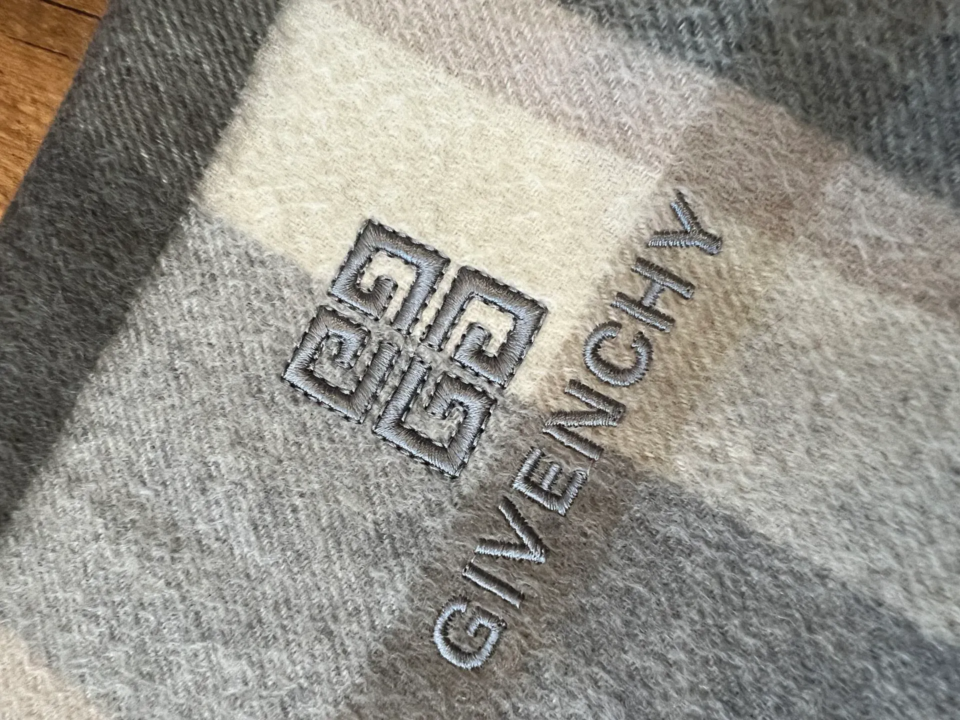 Шарфы Givenchy 87047