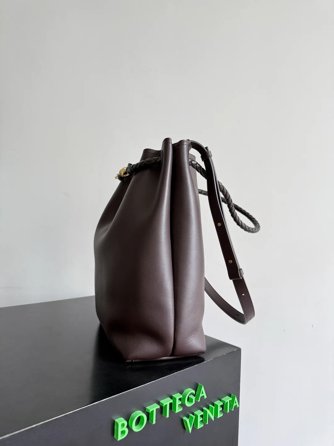 Классические Сумки Женские Bottega Veneta 11255362