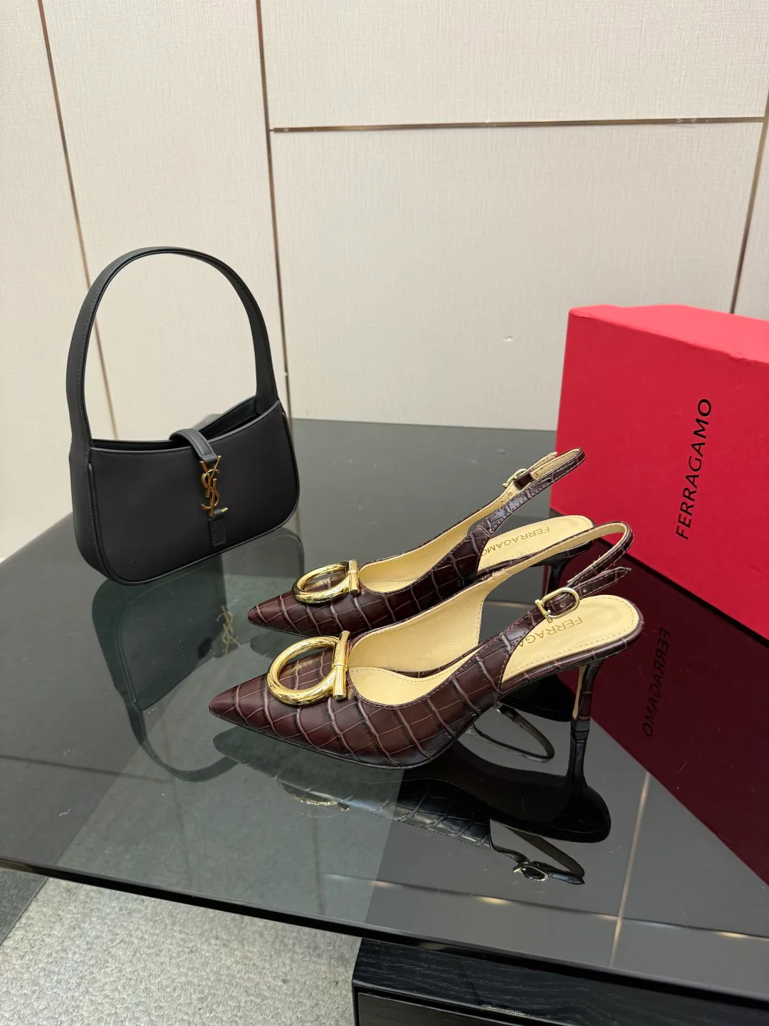 Туфли Женские Salvatore Ferragamo 1498821