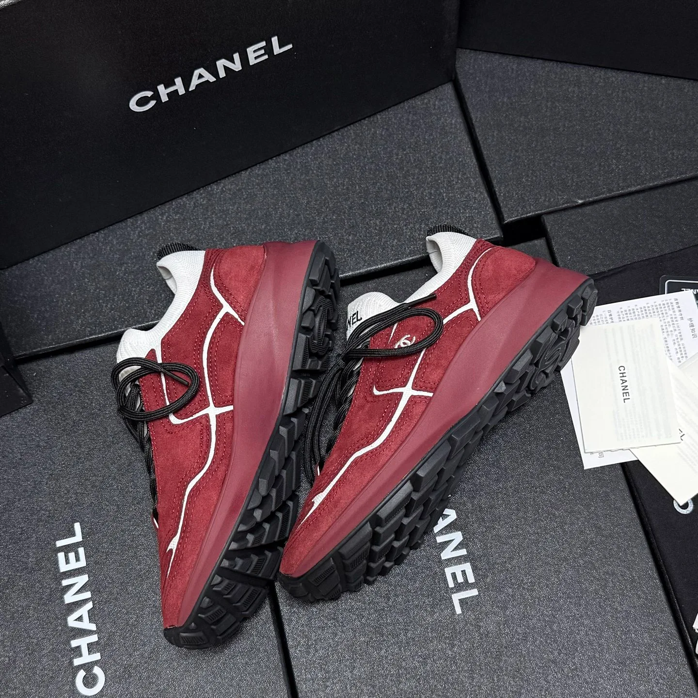 Кроссовки Женские Chanel 18083060