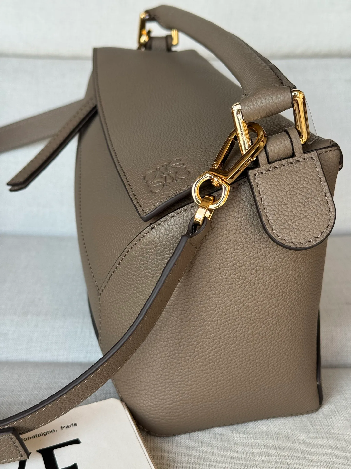 Классические Сумки Женские Loewe 13339552