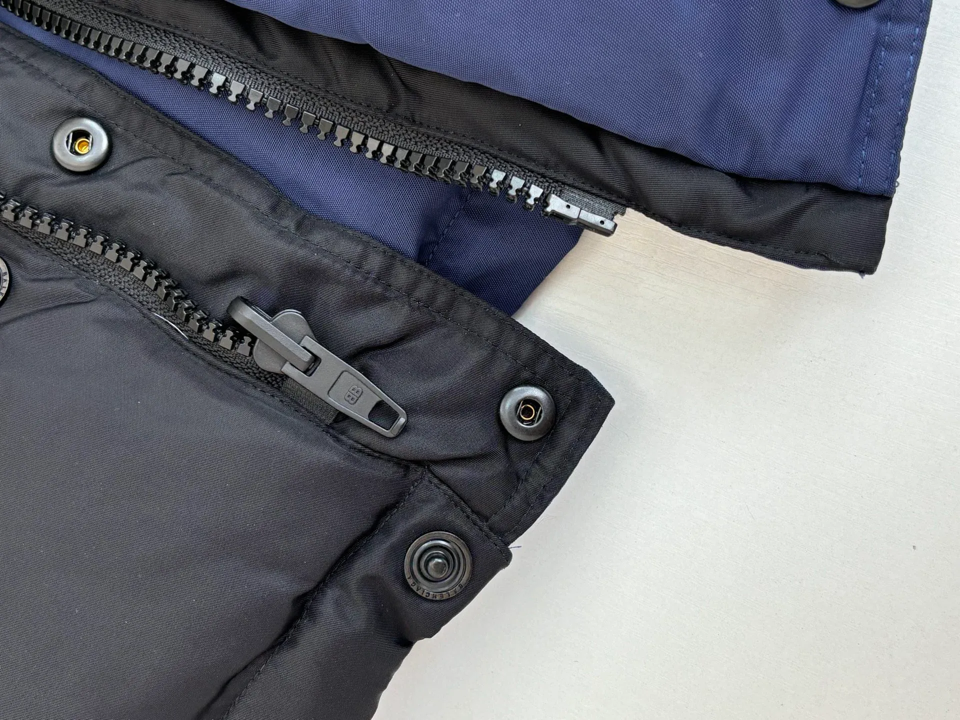 Куртки Женские Balenciaga 226509