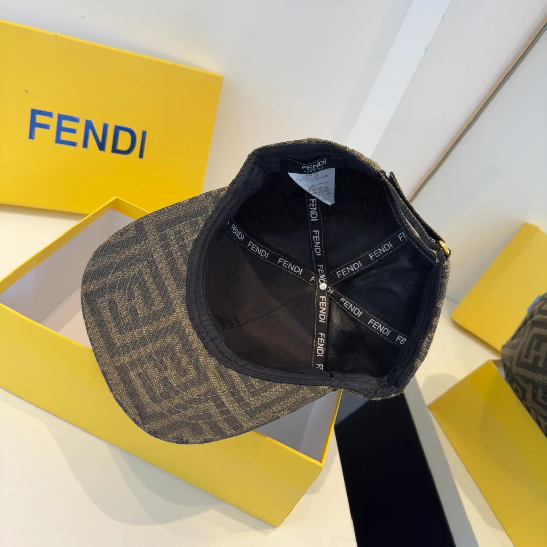 Головные Уборы Fendi 11416629