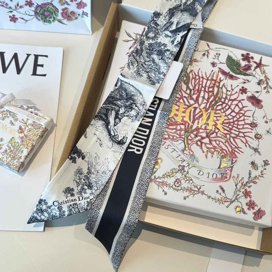 Платки Christian Dior 4972420