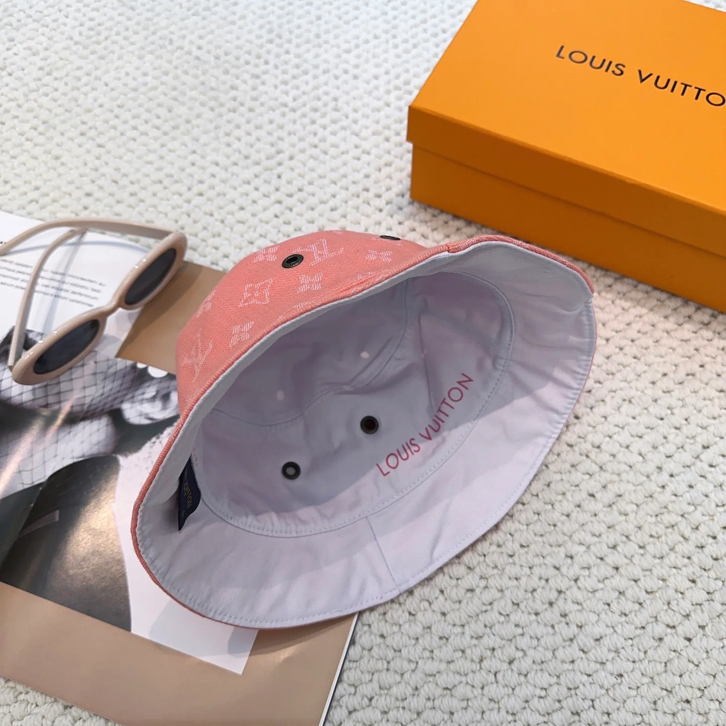 Головные Уборы Louis Vuitton 13294353