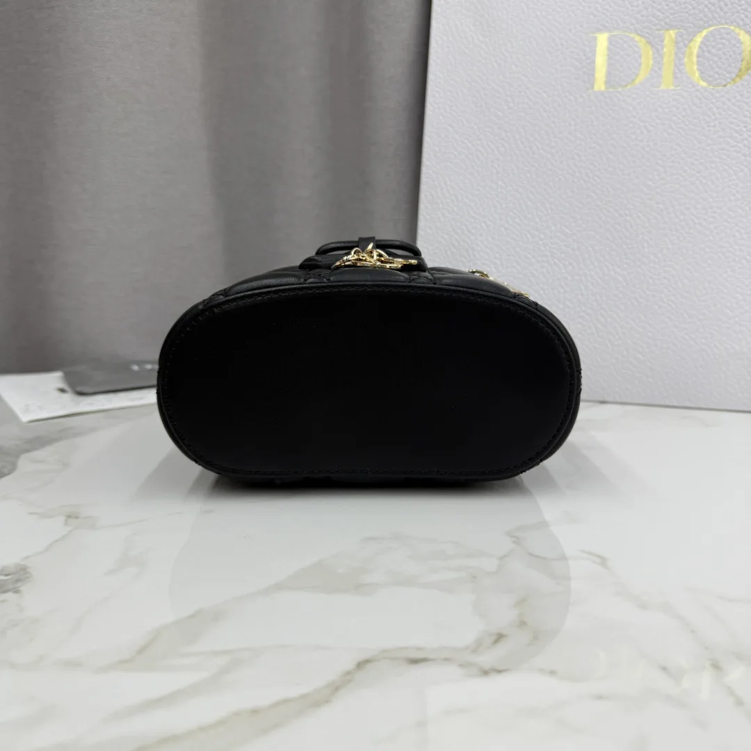 Классические Сумки Женские Christian Dior 11905729
