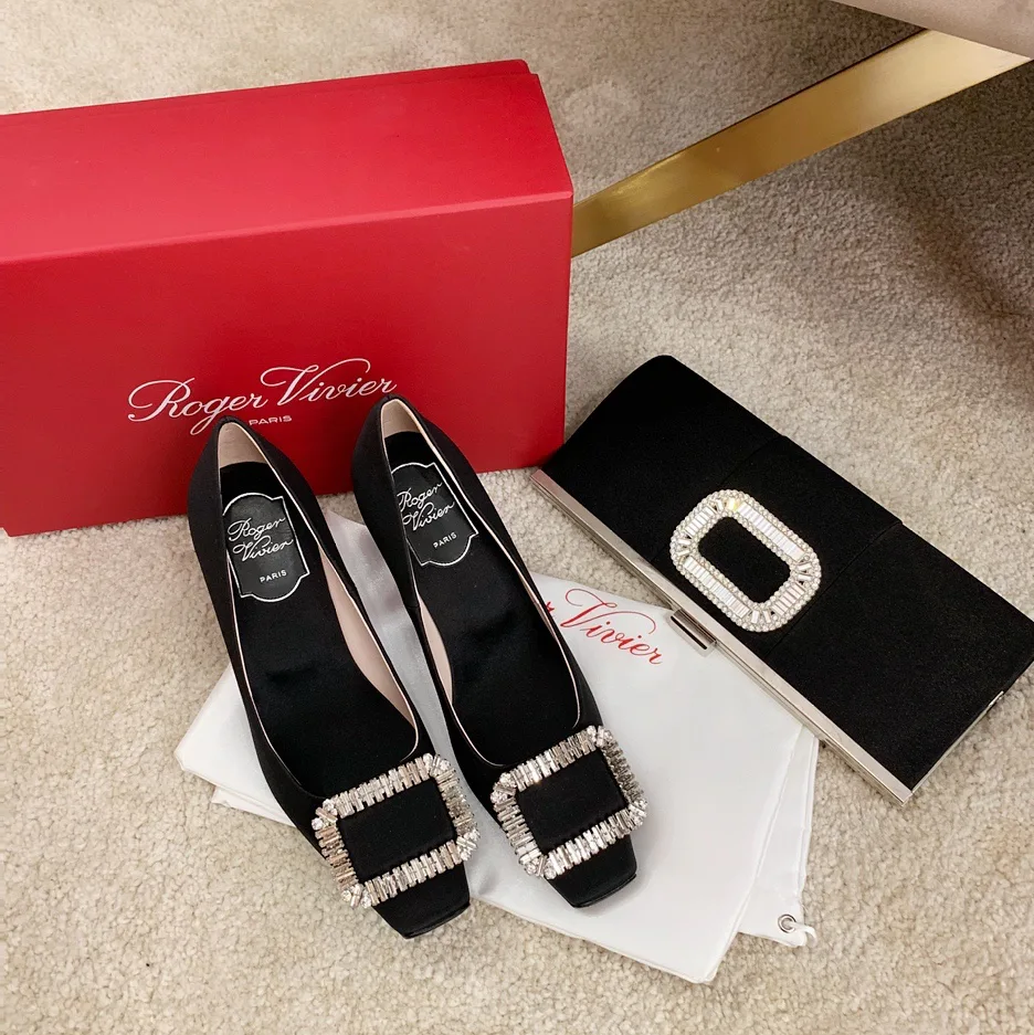 Туфли Женские Roger Vivier 17550751