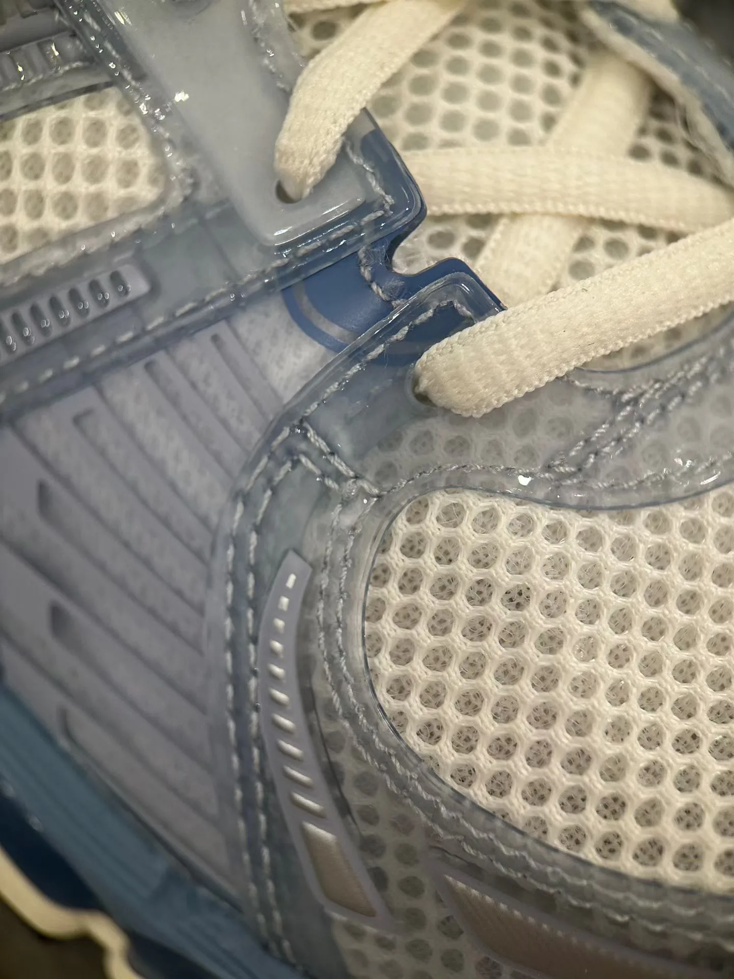 Кроссовки Женские Asics 17065419