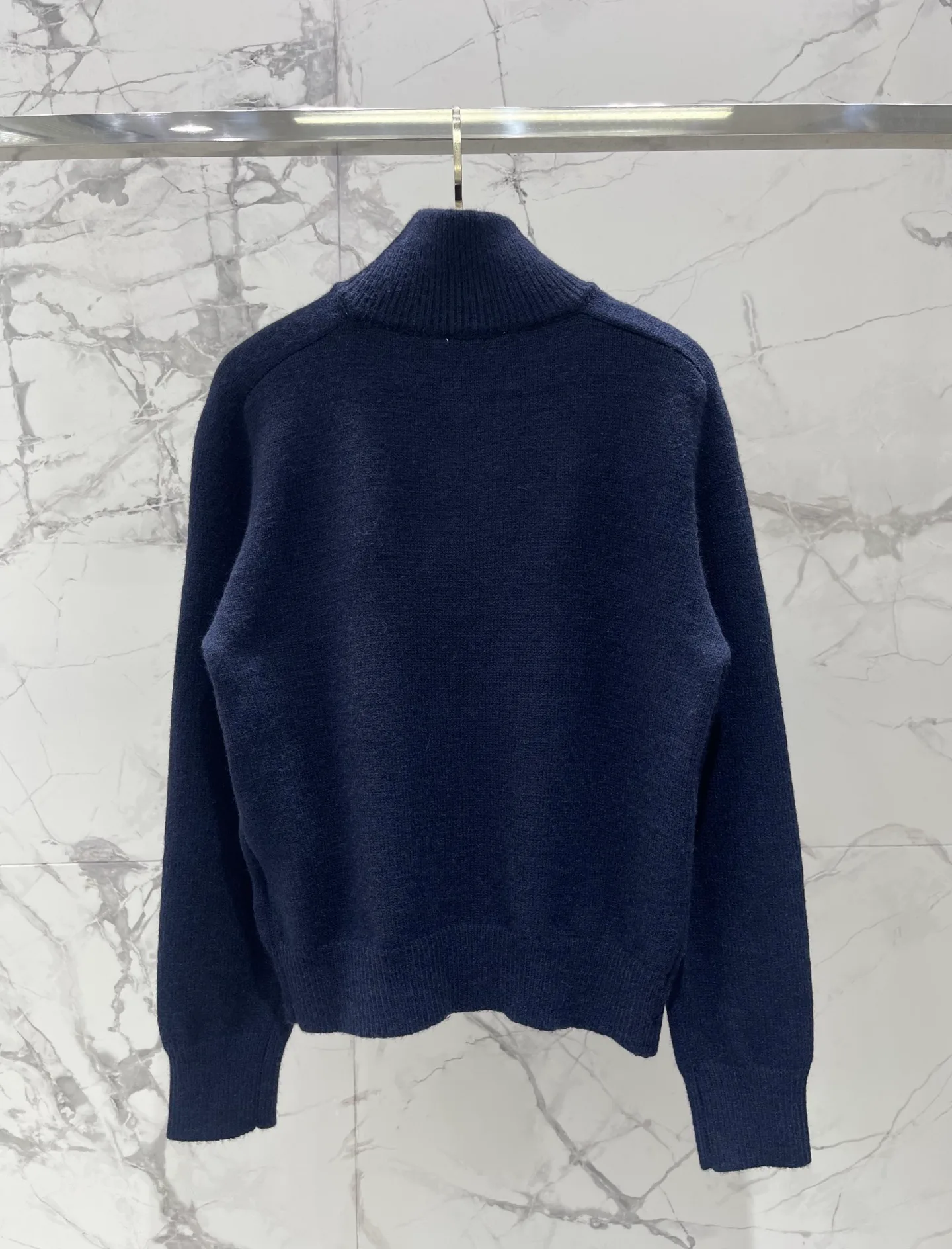 Джемперы И Свитеры Женские Chanel 18137920