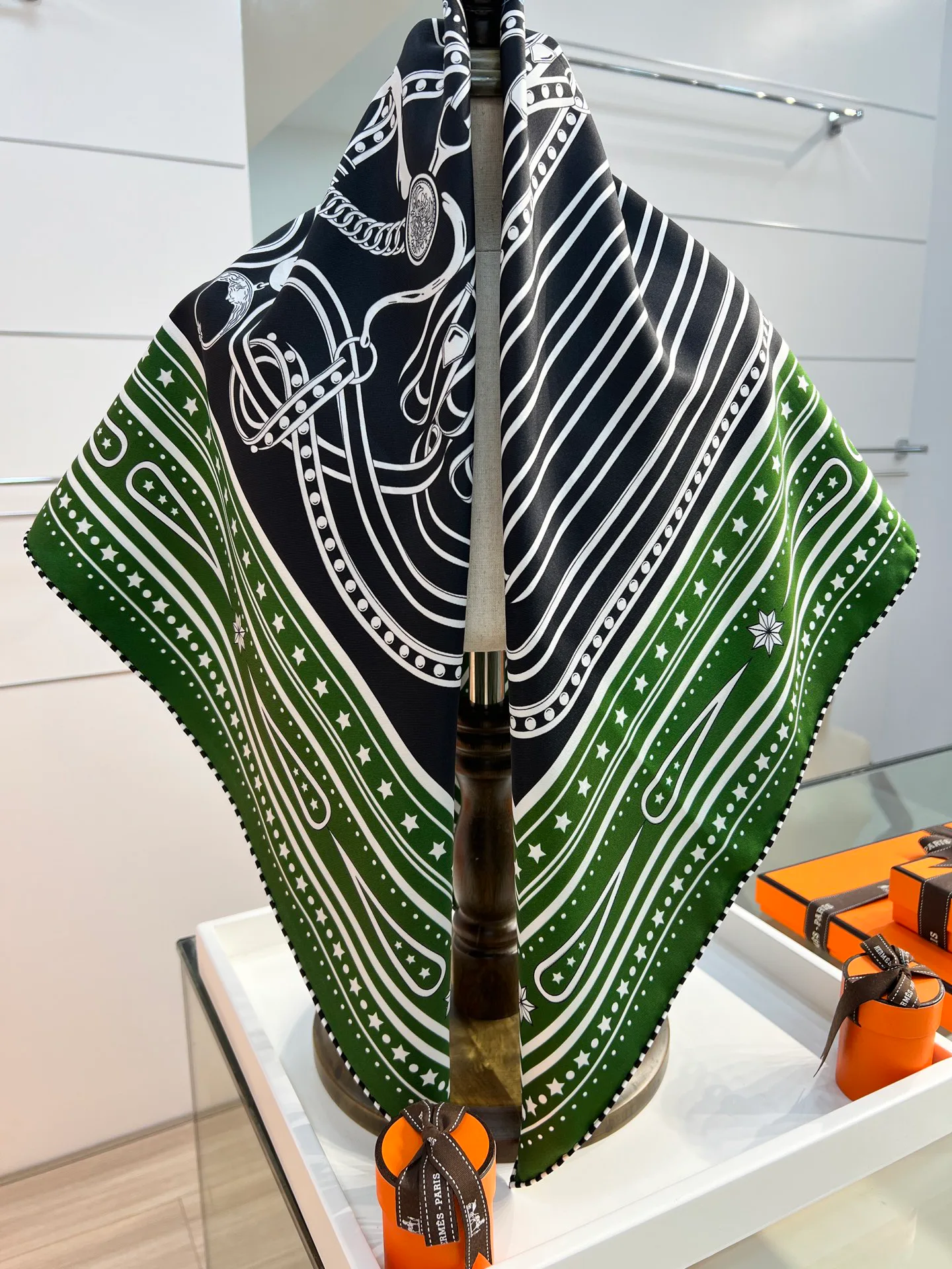 Платки Hermes 11852823