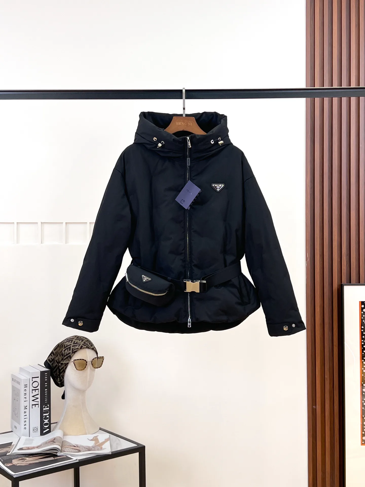 Куртки И Пуховики Женские Prada 17964737