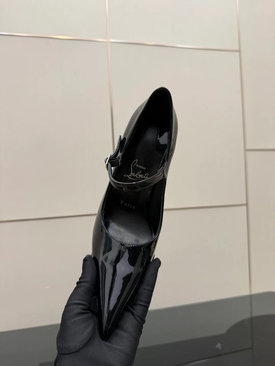 Туфли Женские Christian Louboutin 5052087