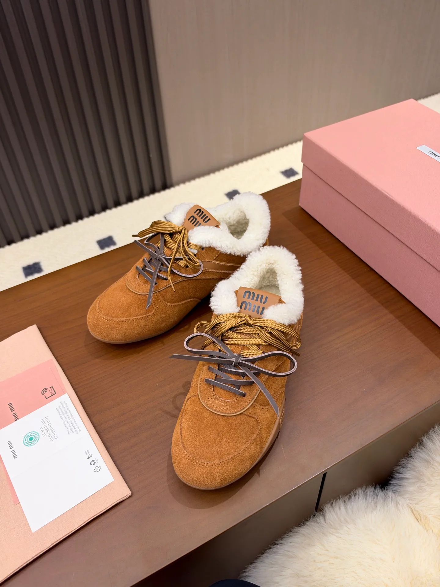 Кроссовки Женские Miu Miu 19602064
