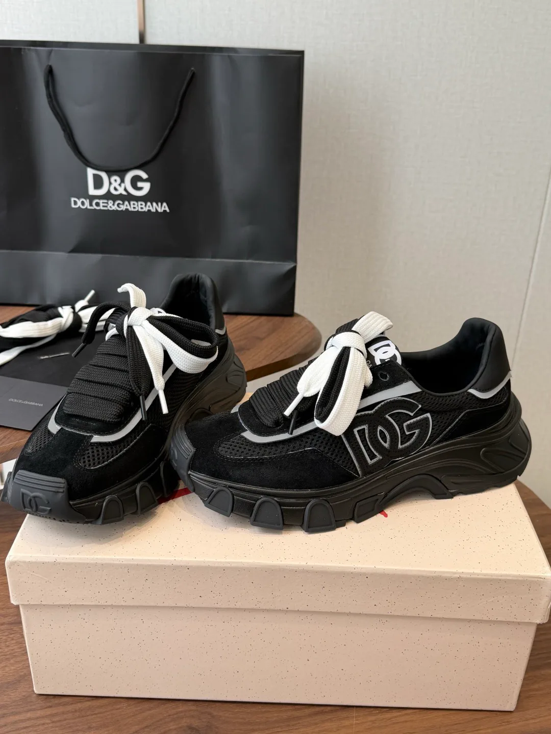 Кроссовки Женские Dolce & Gabbana 17657652
