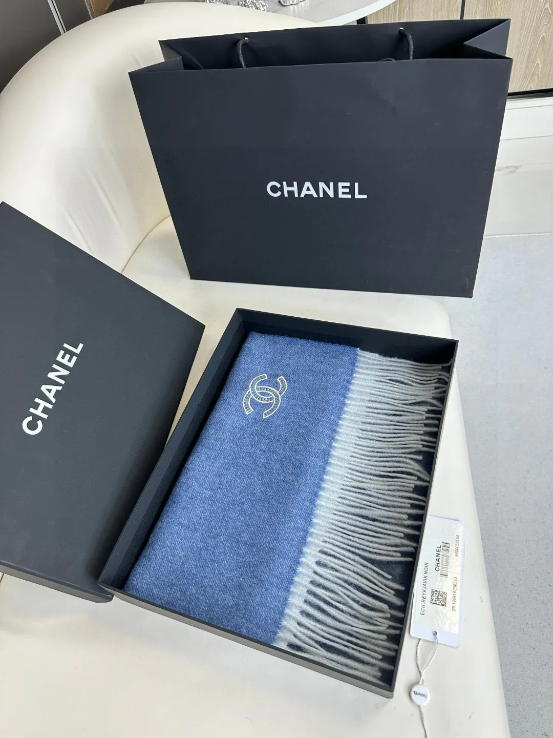 Шарфы Chanel 18322270