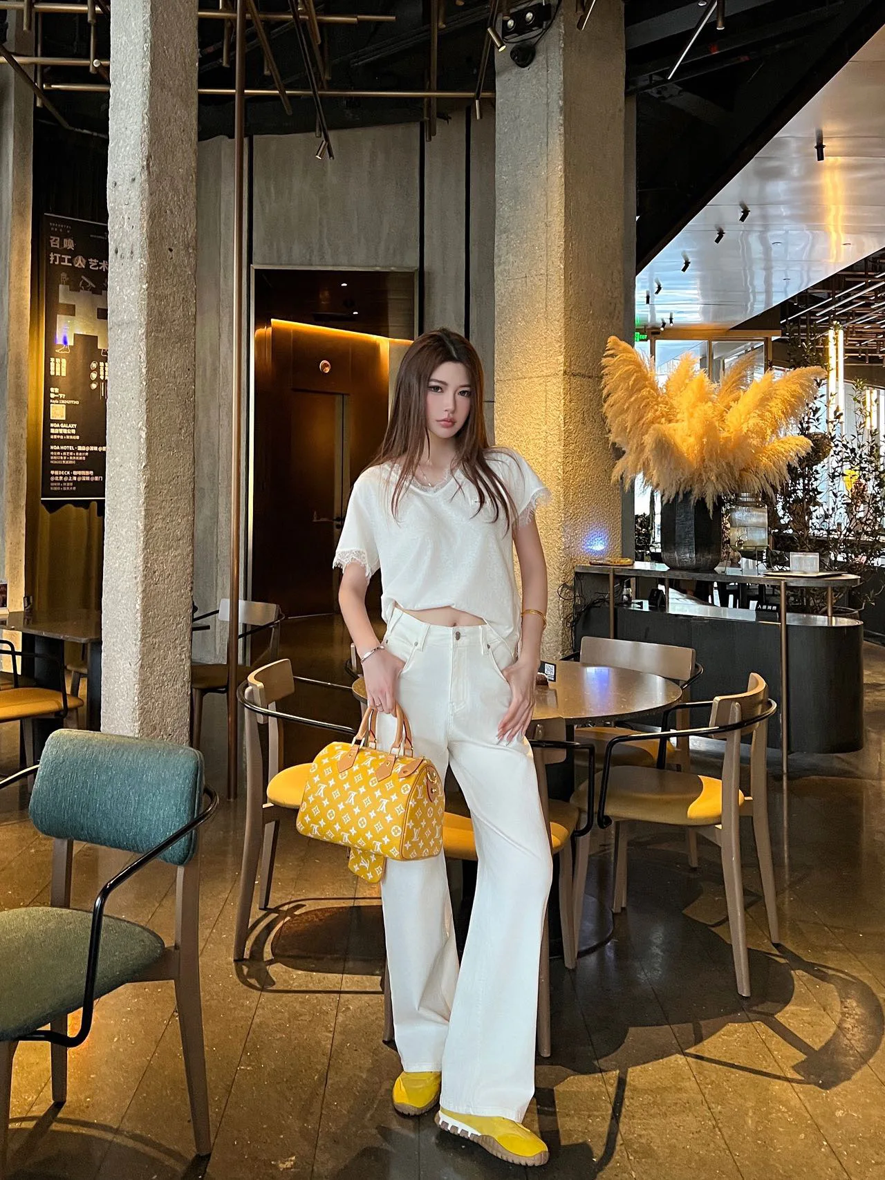 Джинсы Женские Chanel 13232039