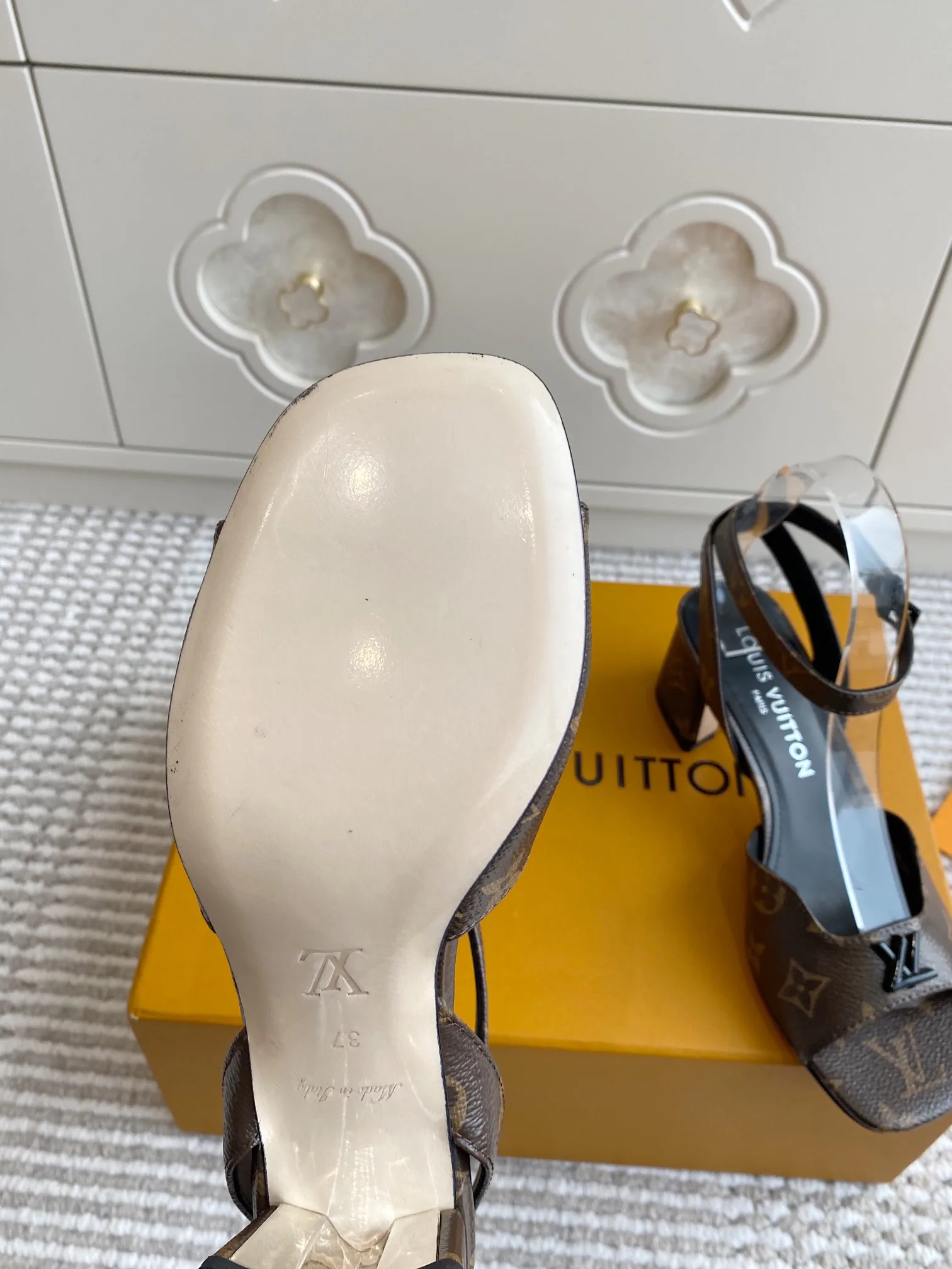 Босоножки Женские Louis Vuitton 34061