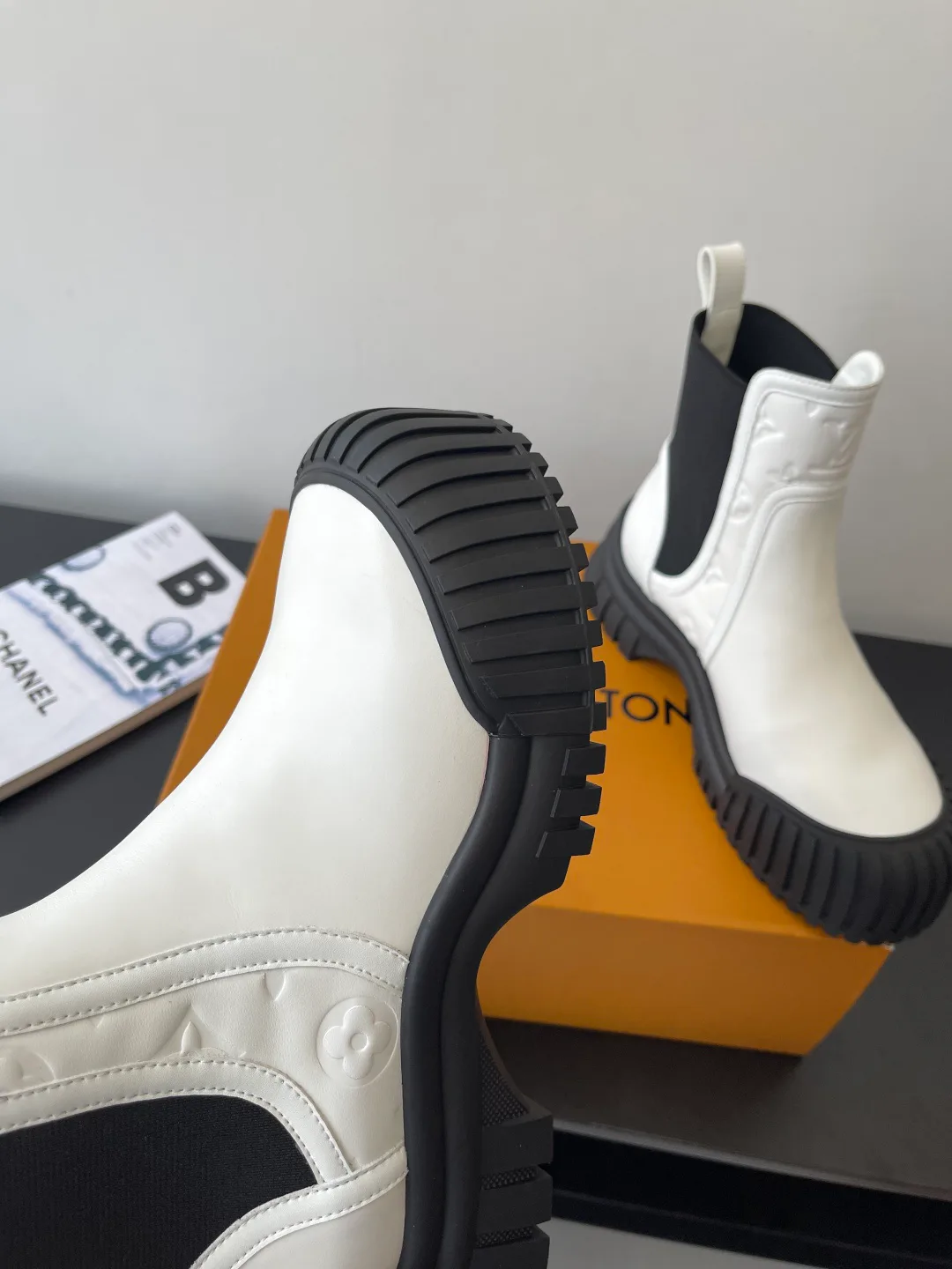 Ботинки Женские Louis Vuitton 529802