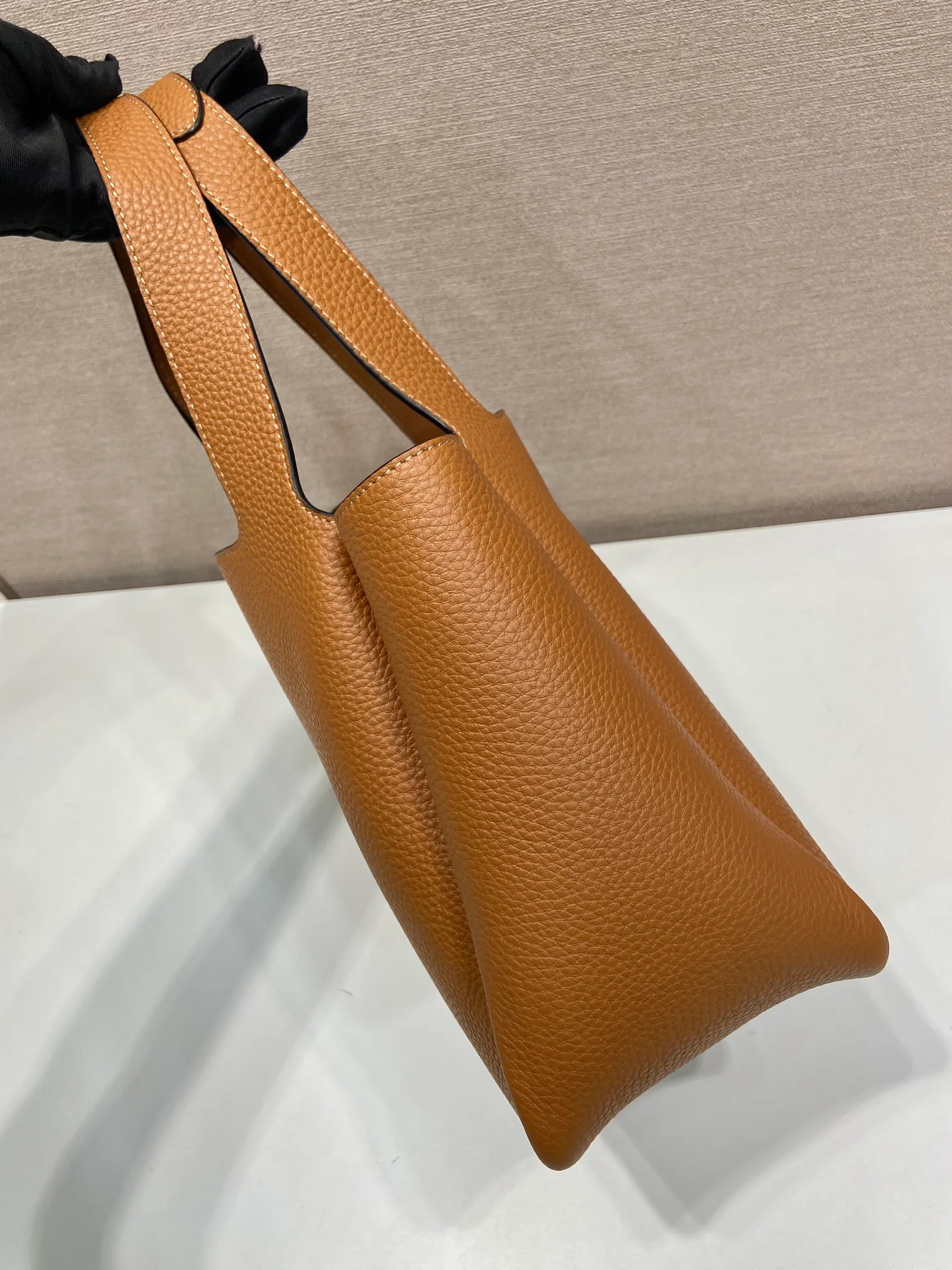 Классические Сумки Женские Prada 11449118