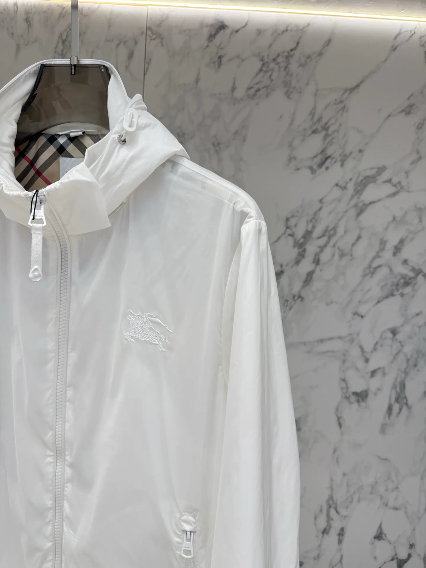 Куртки И Пуховики Мужские Burberry 12713474