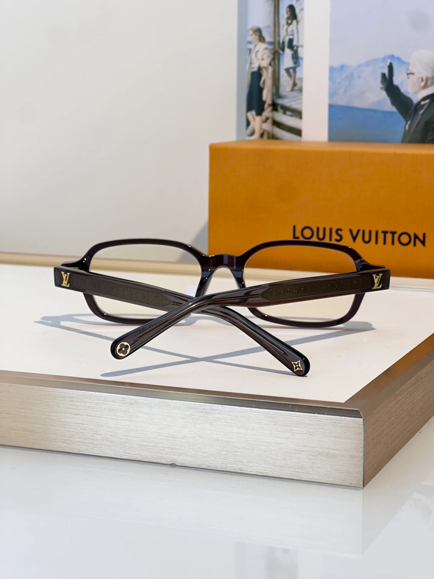 Очки Louis Vuitton 6631090