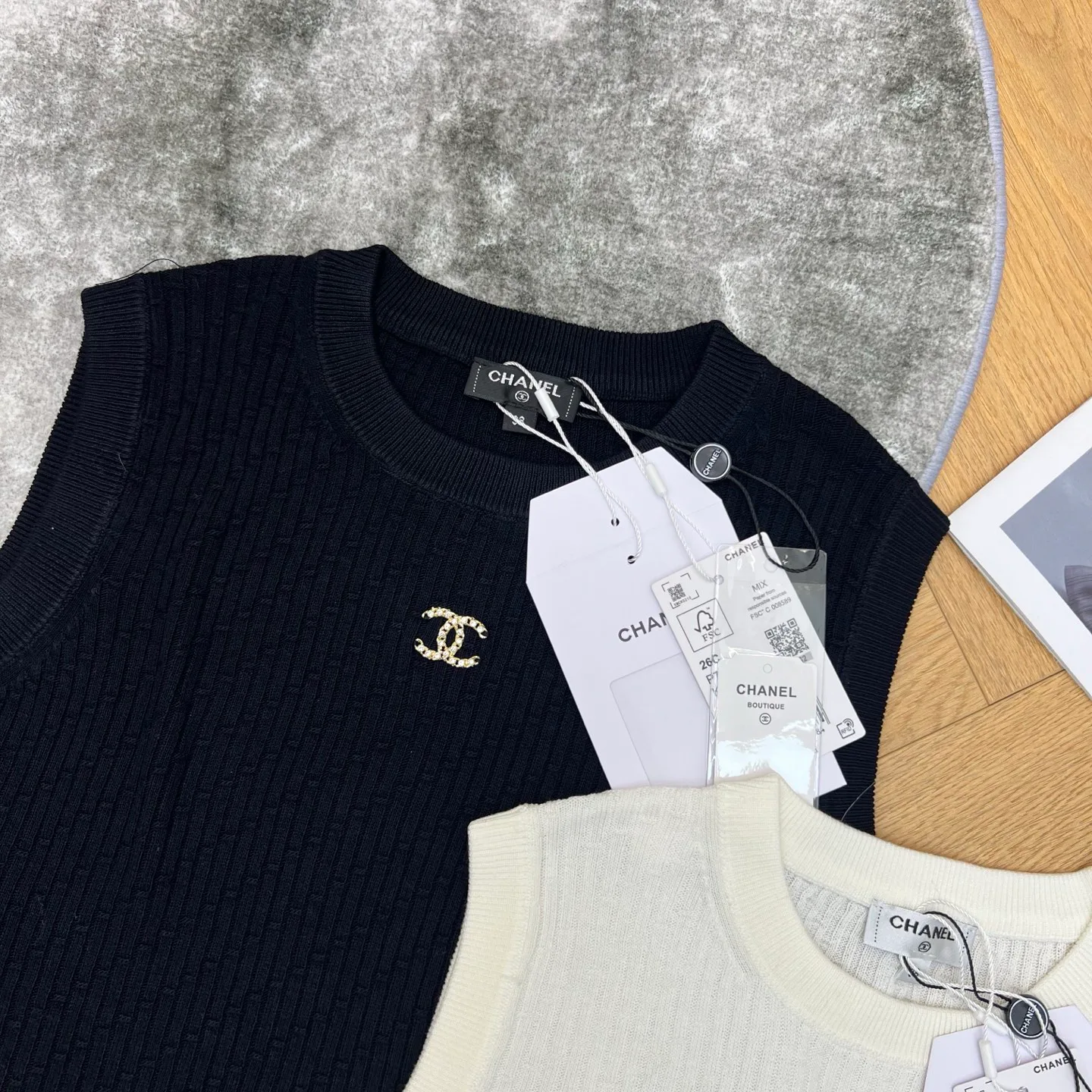 Жилеты Женские Chanel 11489955