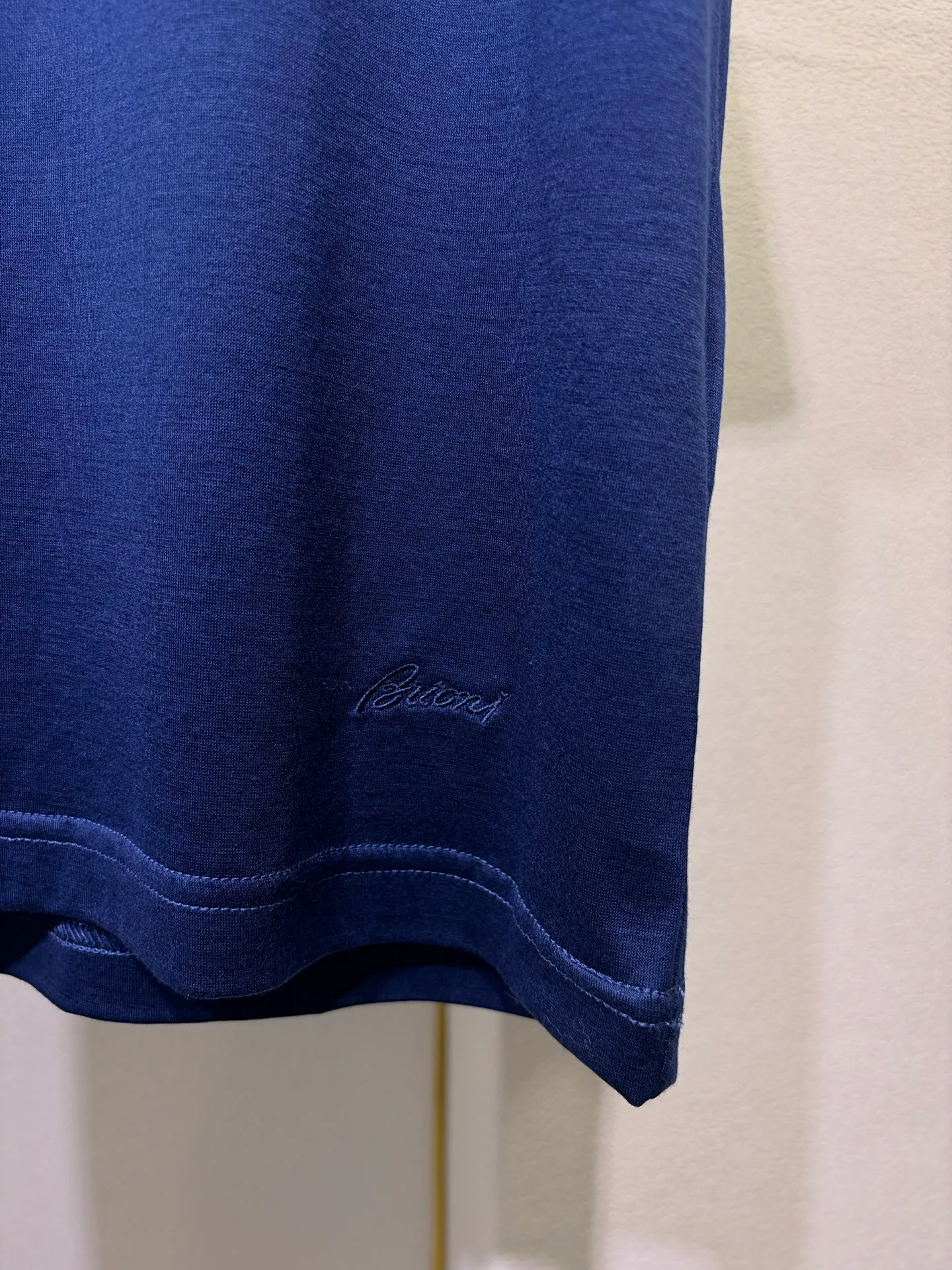 Футболки Женские Brioni 5405379