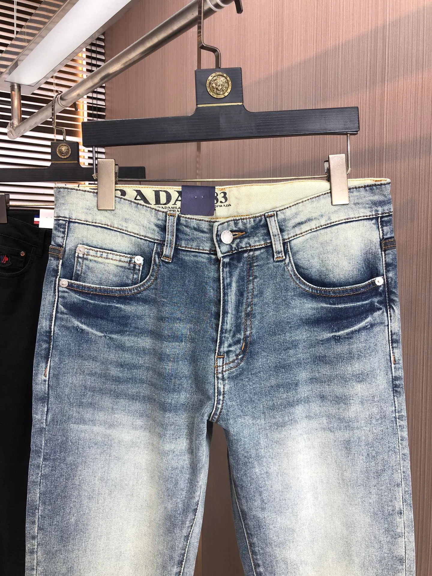 Джинсы Женские Prada 10186848