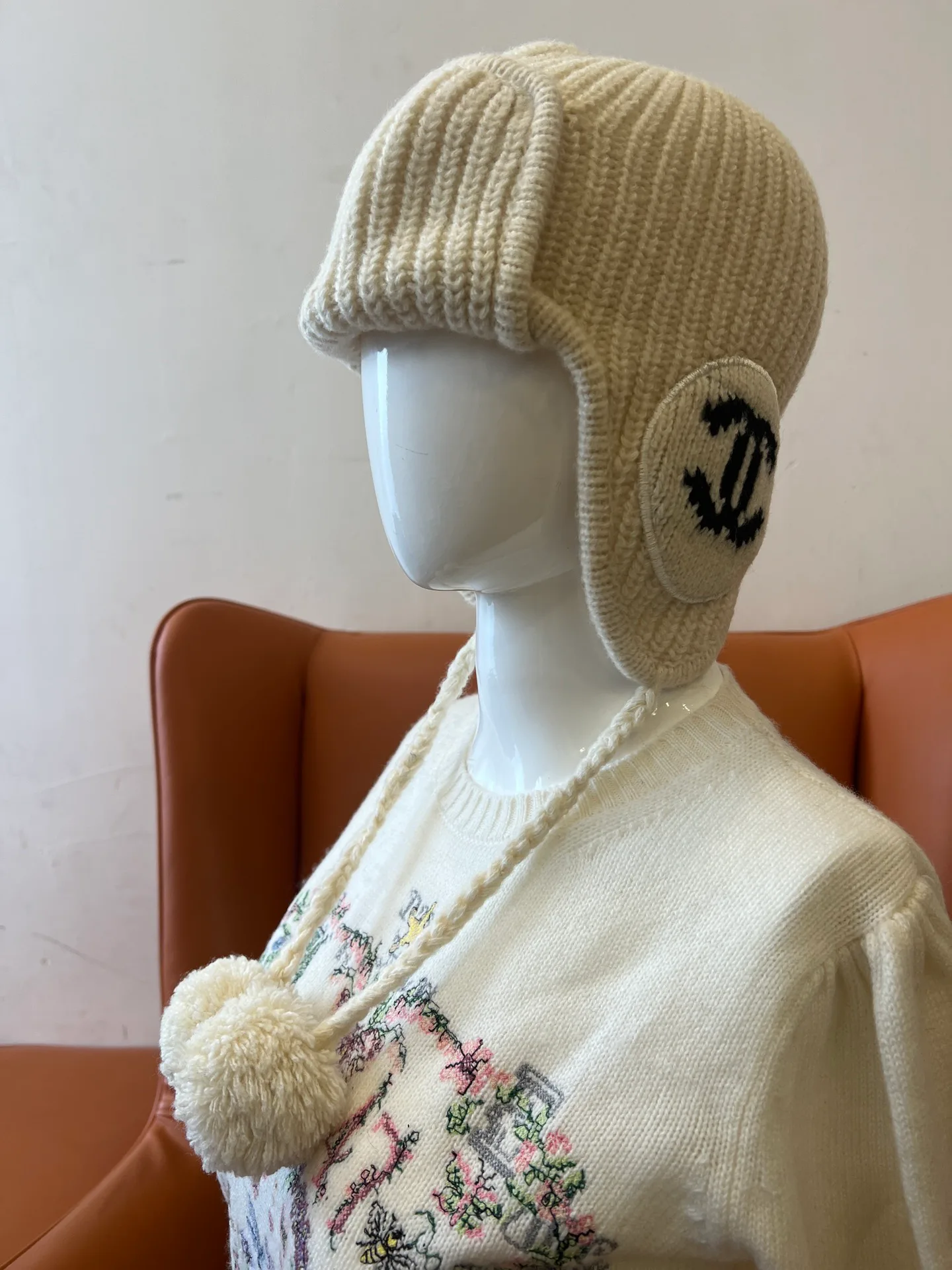 Головные Уборы Chanel 370694