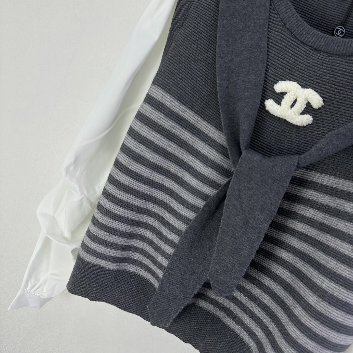 Жилеты Женские Chanel 1392267