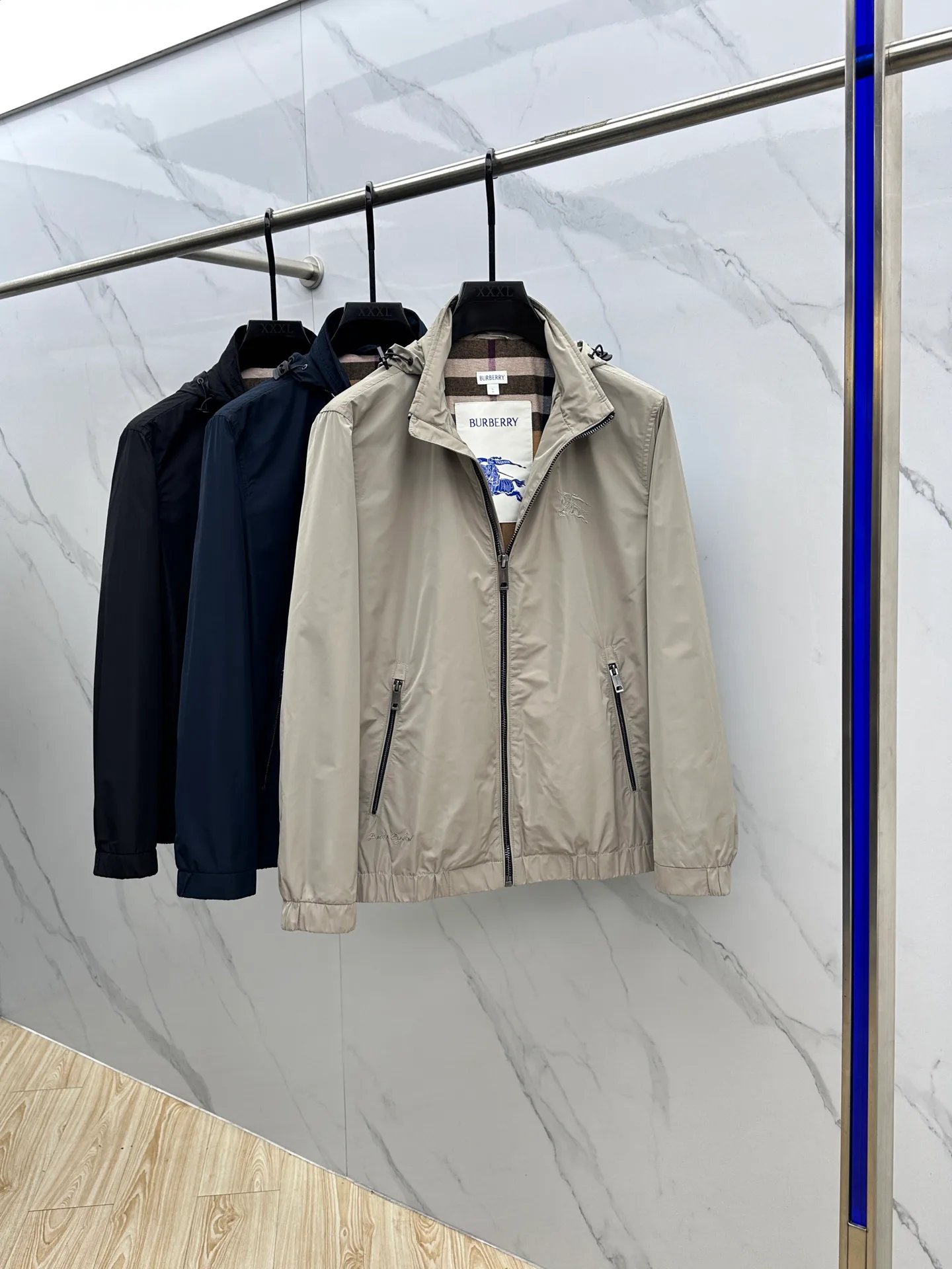 Куртки И Пуховики Мужские Burberry 18246780