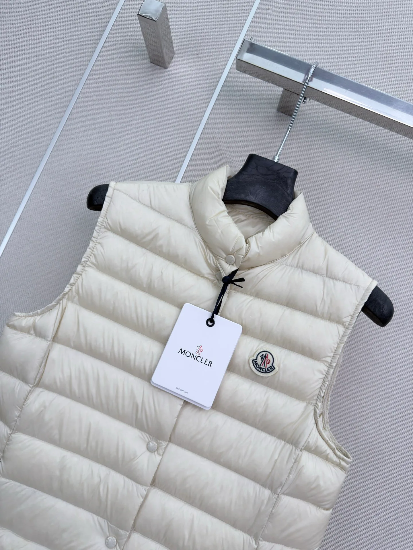 Куртки И Пуховики Женские Moncler 18108523