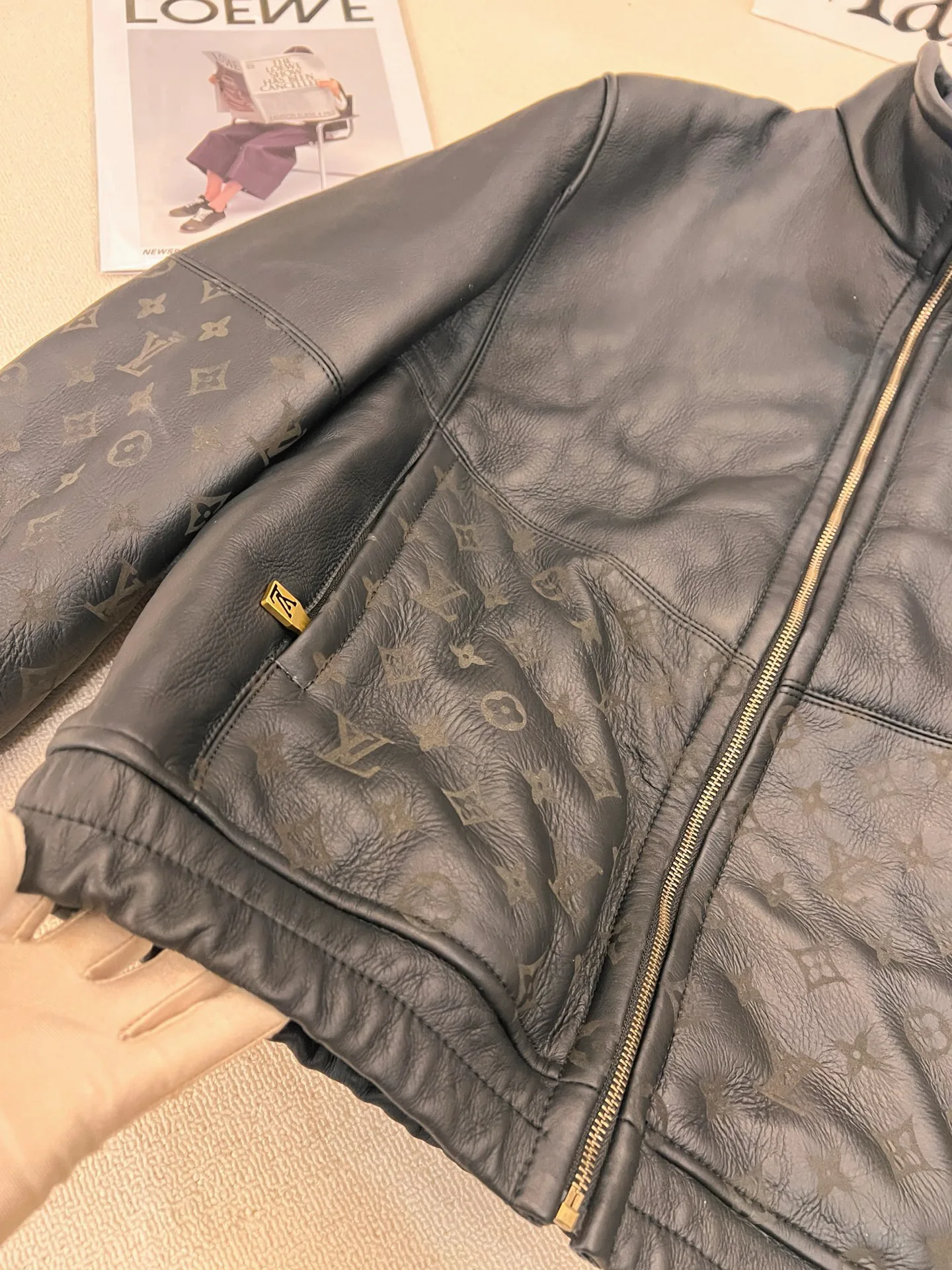 Кожаные Куртки И Дублёнки Женские Louis Vuitton 18408985